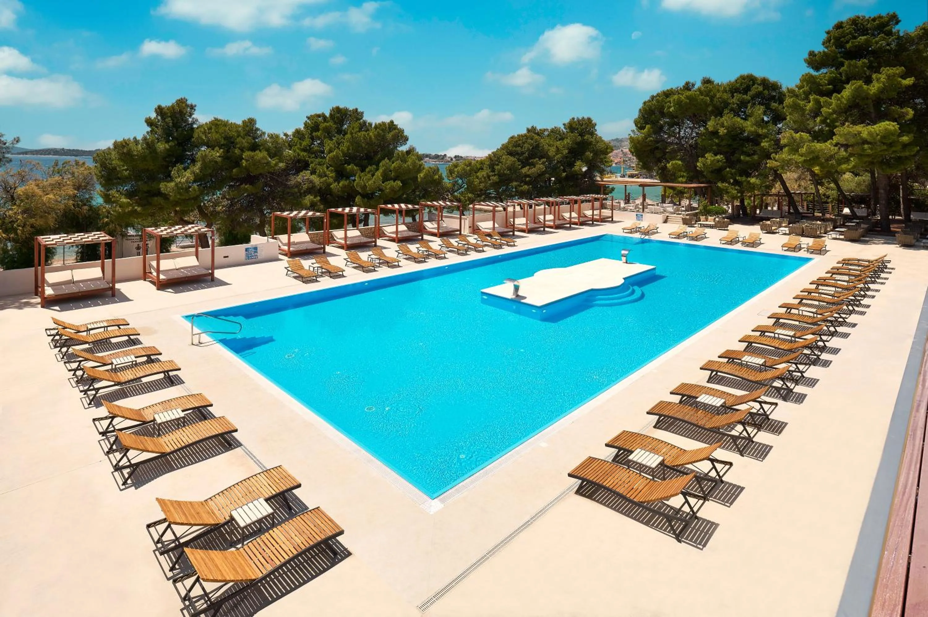 Swimming pool in Ville Imperial Vodice