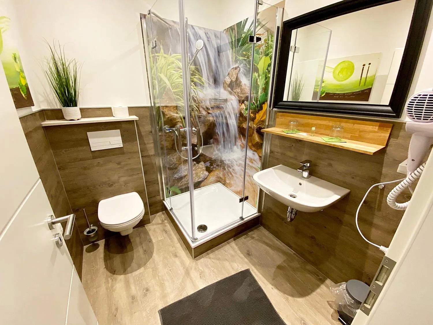 Seehaus Mamming - Hotel - Schlaffässer - Biergarten - Camping