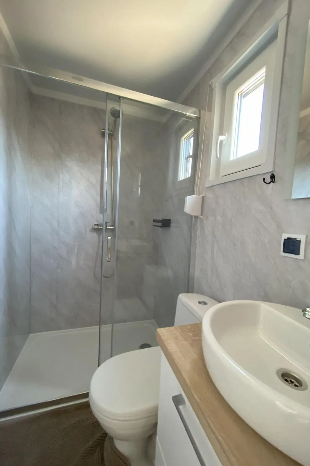 Seehaus Mamming - Hotel - Schlaffässer - Biergarten - Camping