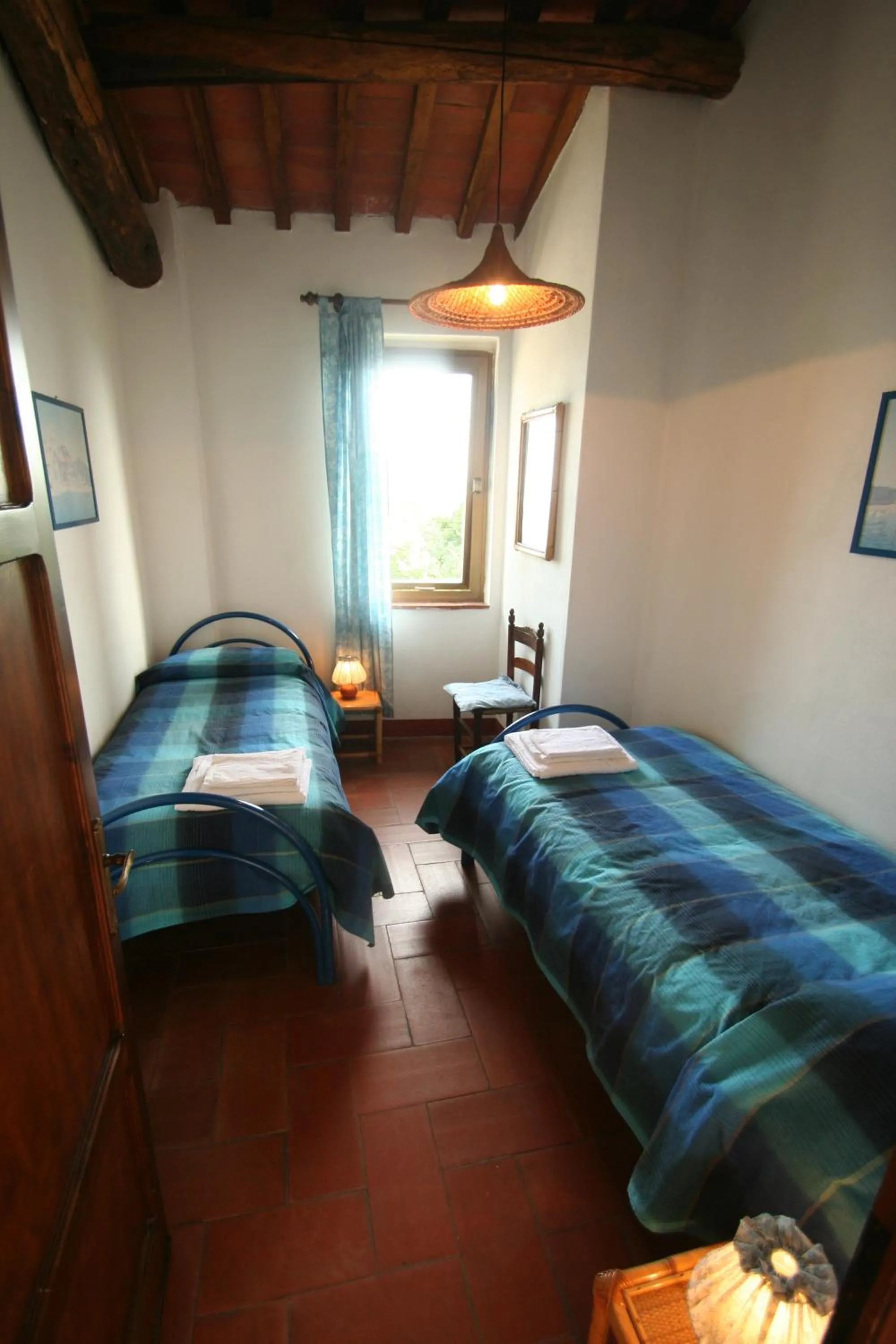 Bed in Fattoria Gambaro di Petrognano