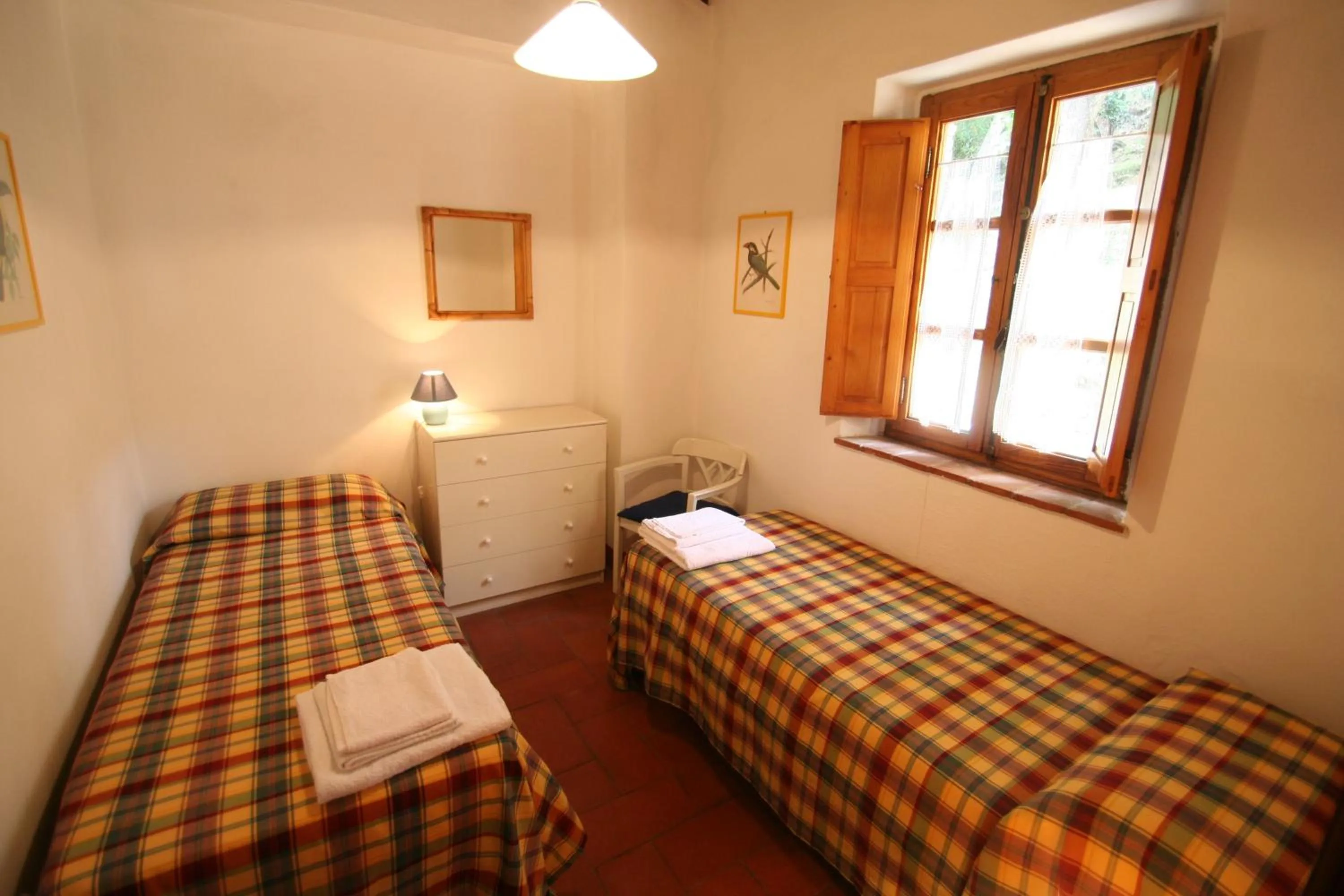 Bed in Fattoria Gambaro di Petrognano