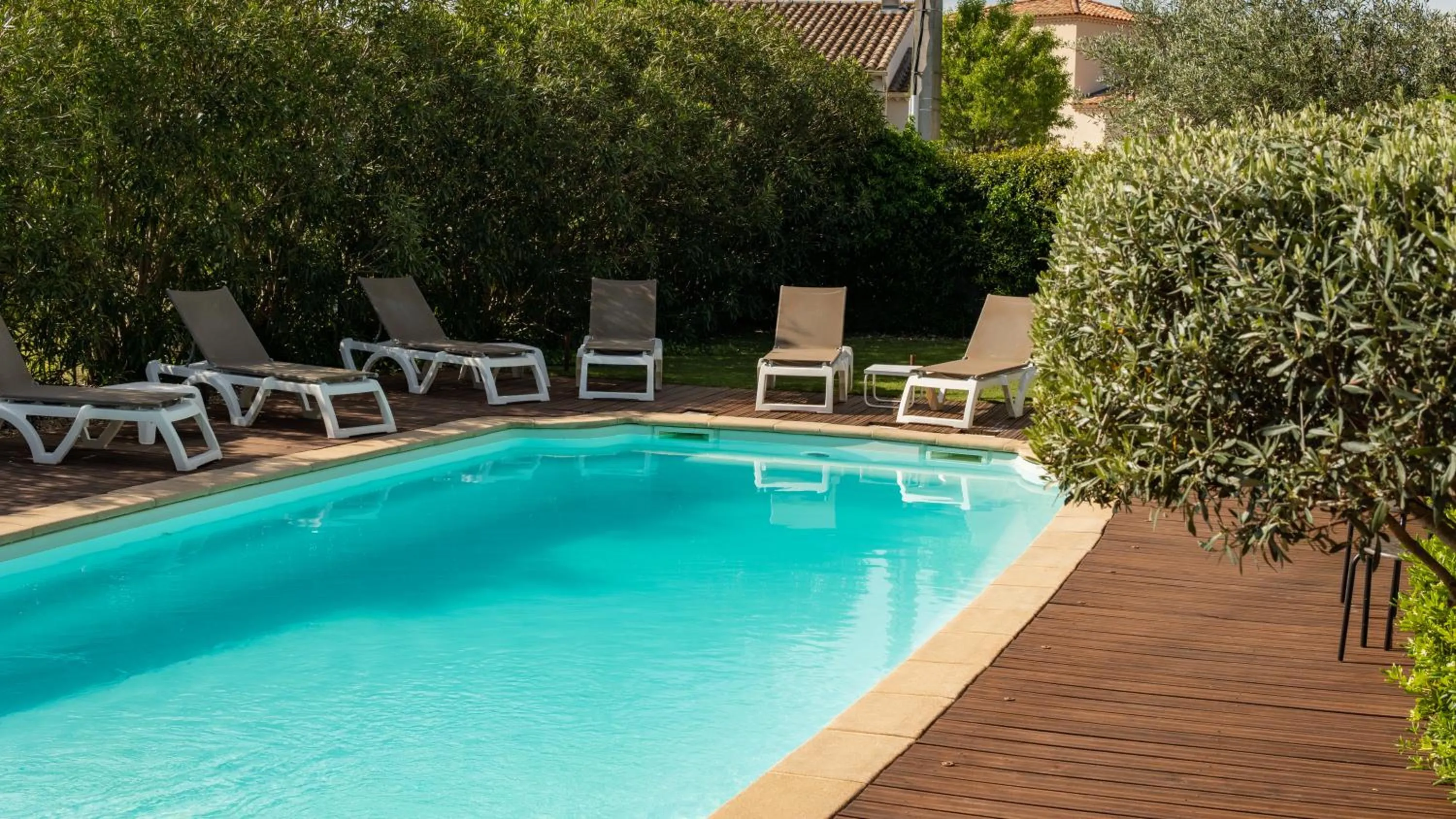 Swimming pool in Patio De Violette