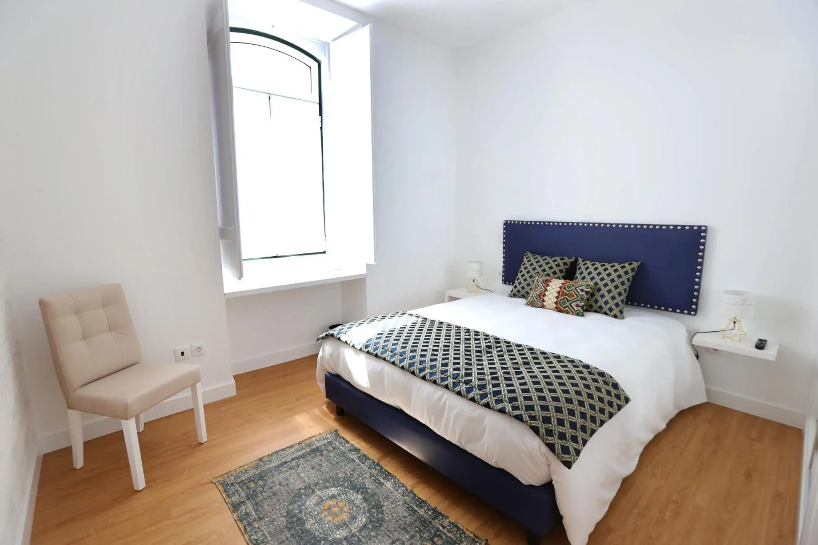 Suite - single occupancy in Glass Boutique - Rooms & Suites Suite - single occupancy in Glass Boutique - Rooms & Suites