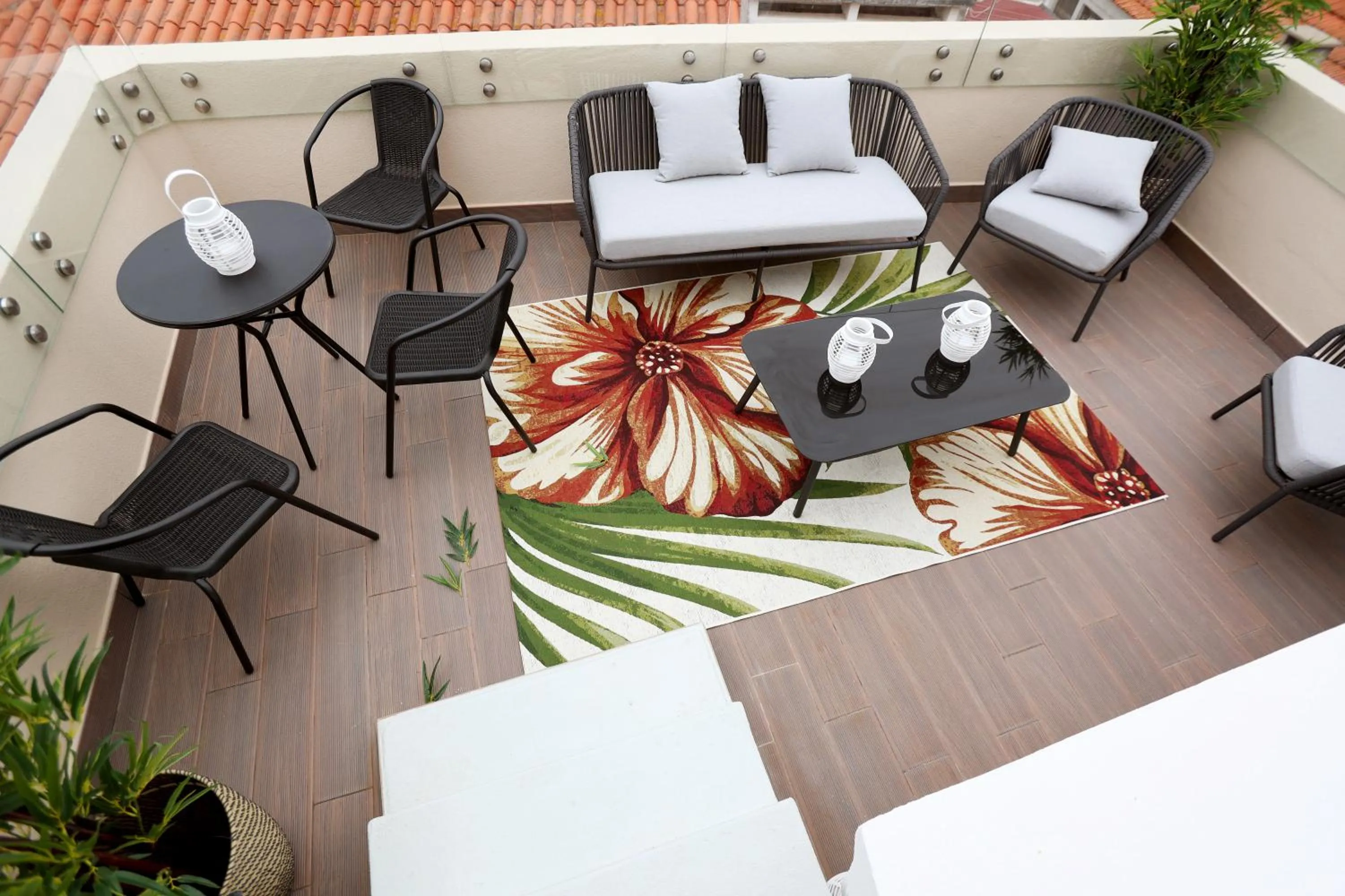 Glass Boutique - Rooms & Suites