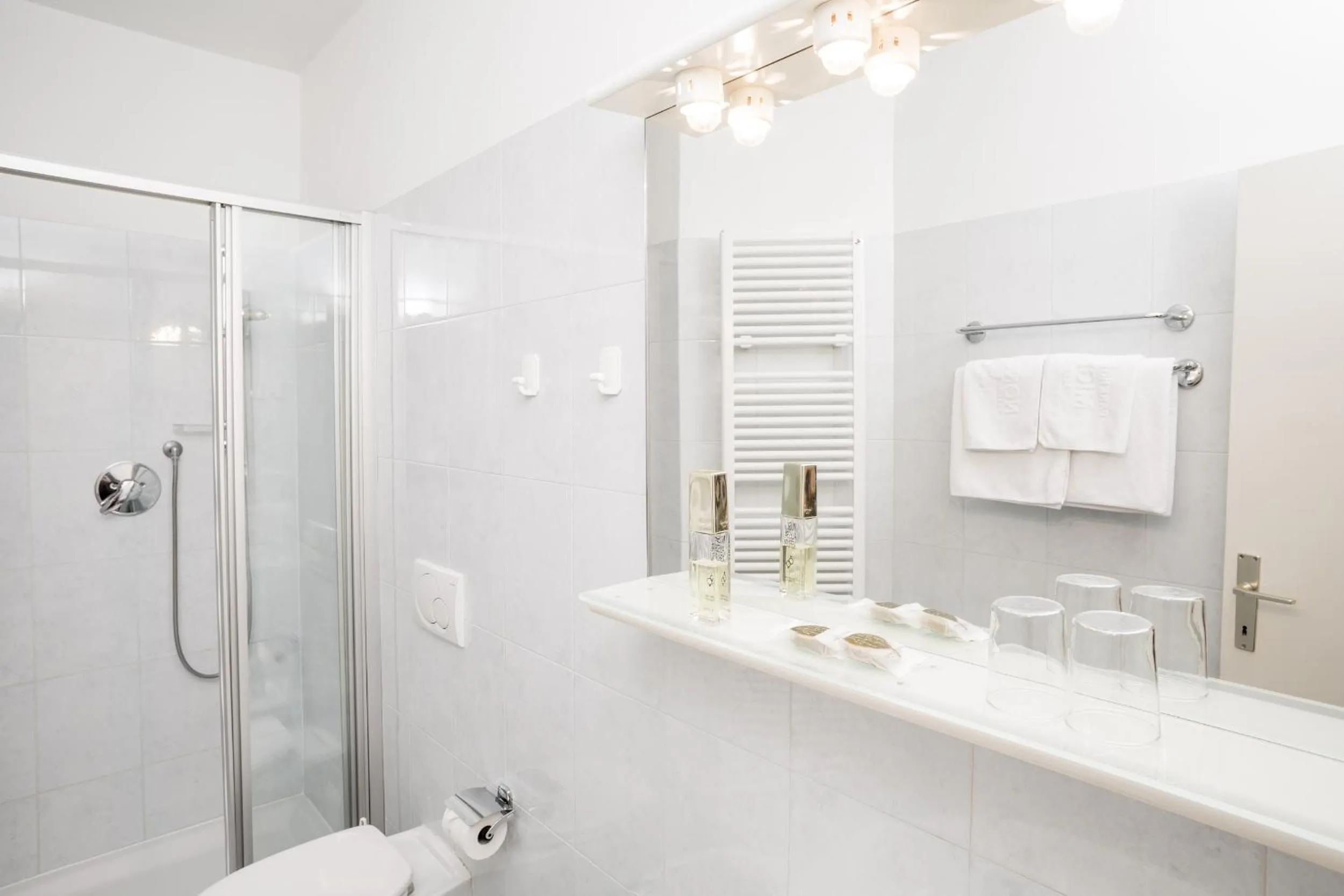 Shower in Residence Désirée Classic & Design