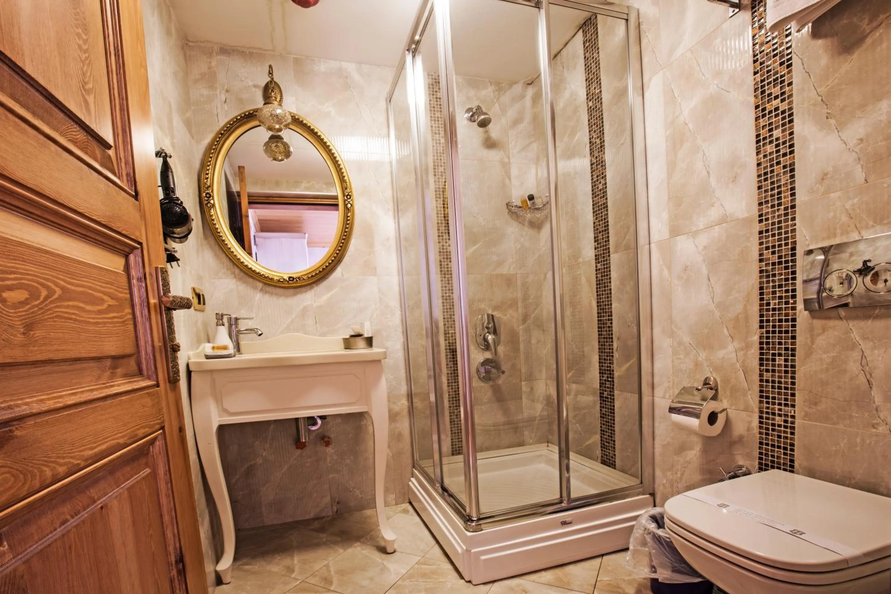 Bathroom in Ada Palas Buyukada