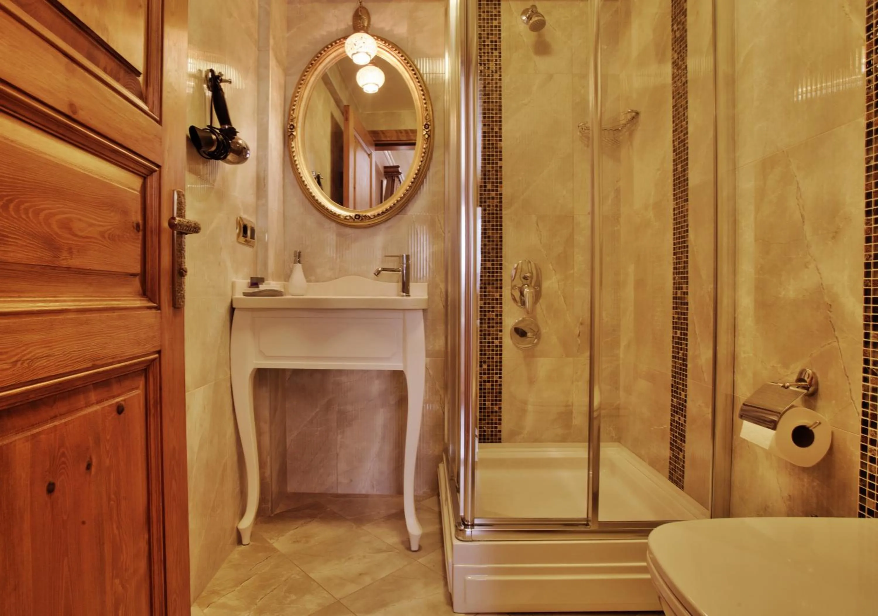 Bathroom in Ada Palas Buyukada