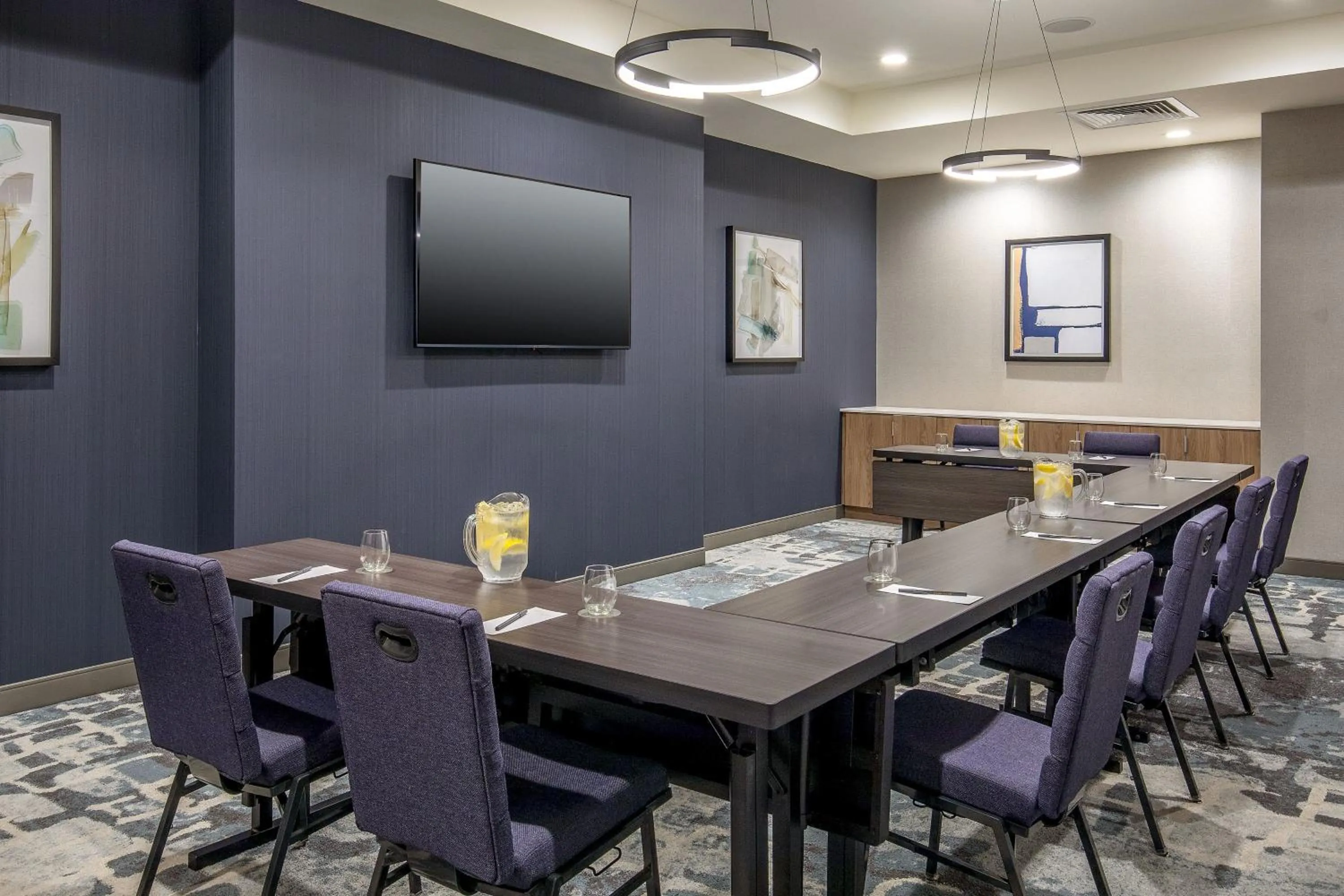 Meeting/conference room in Courtyard by Marriott Times Square West
