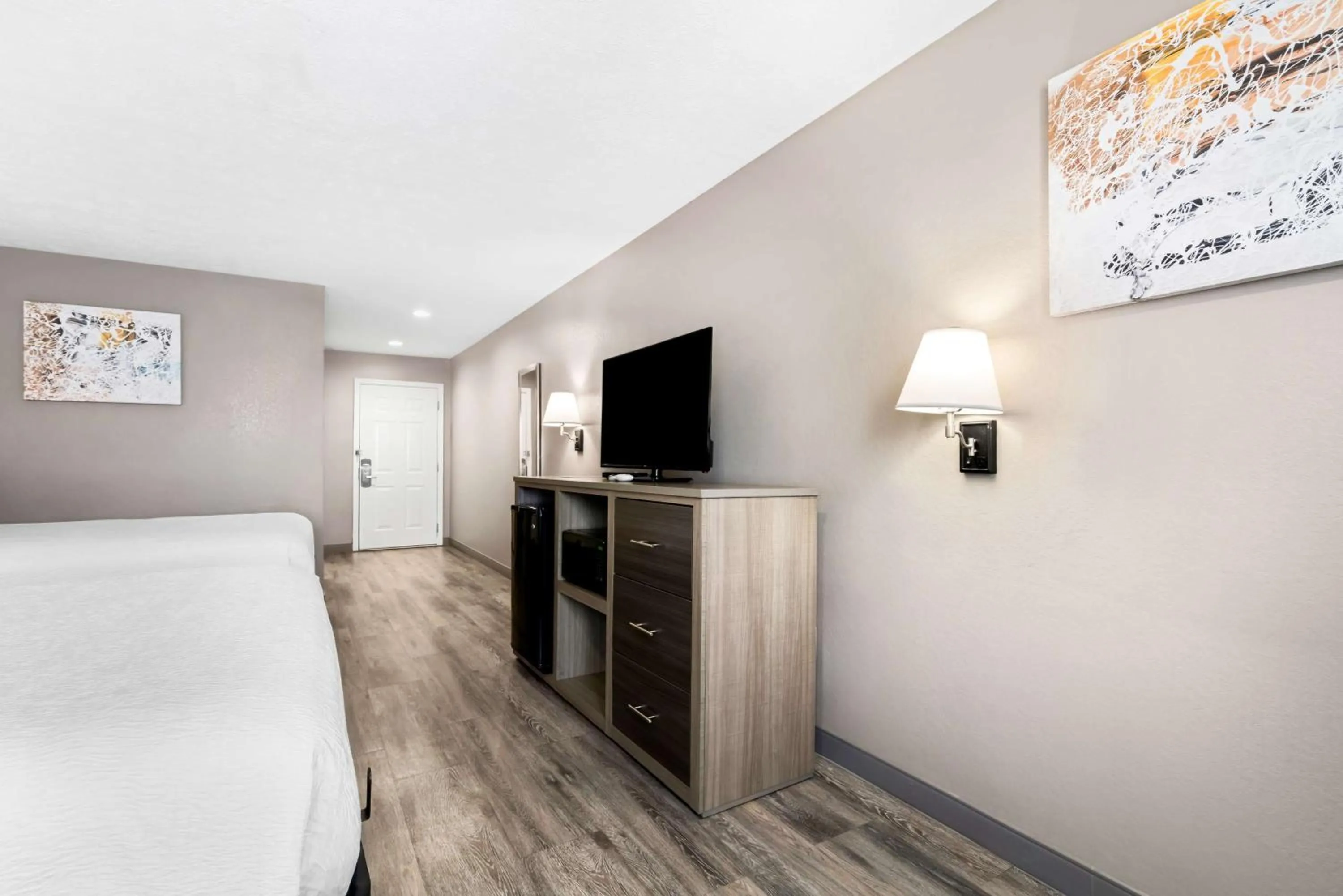 Bedroom in Best Western Gateway Inn