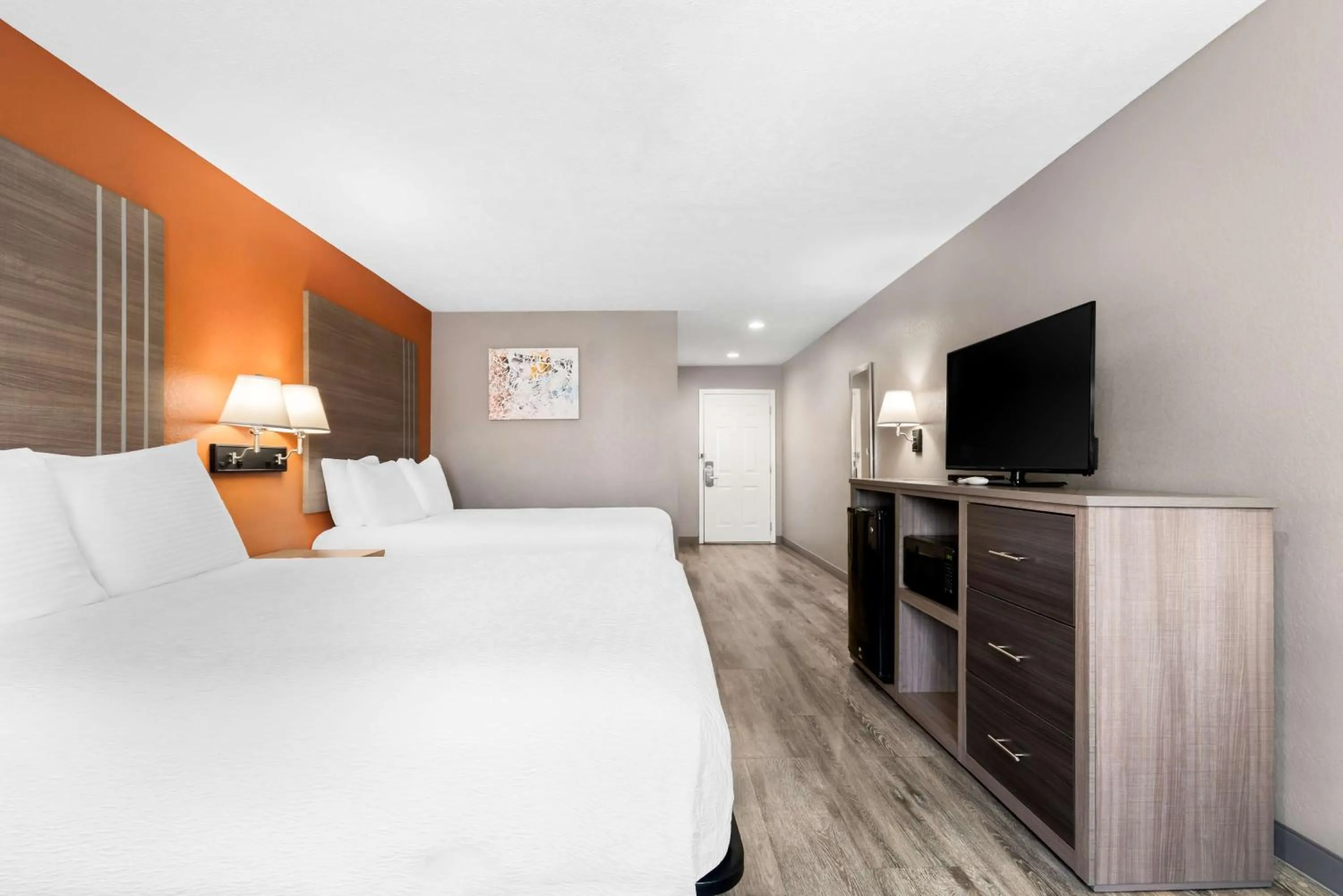 Bedroom in Best Western Gateway Inn