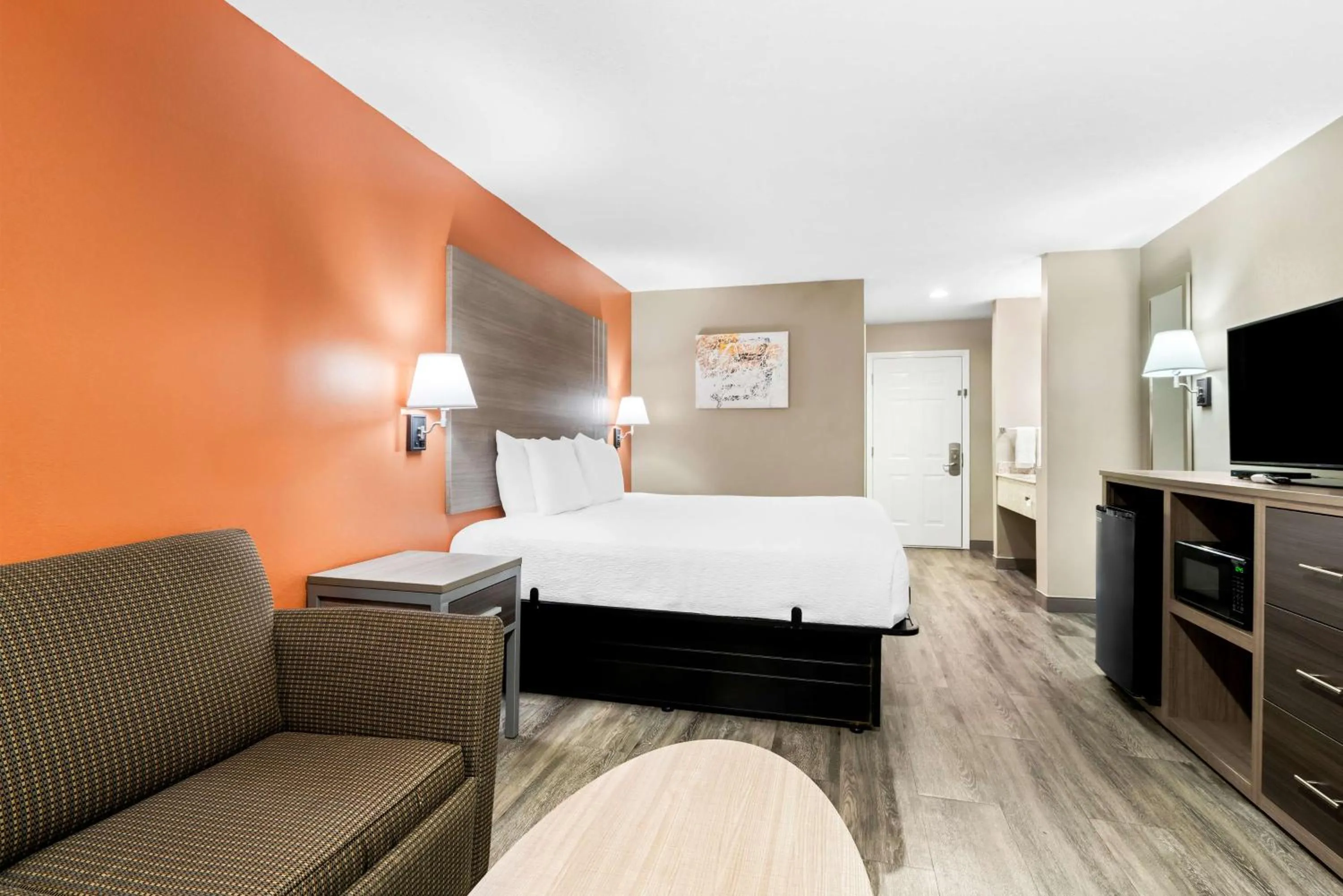 Bedroom in Best Western Gateway Inn