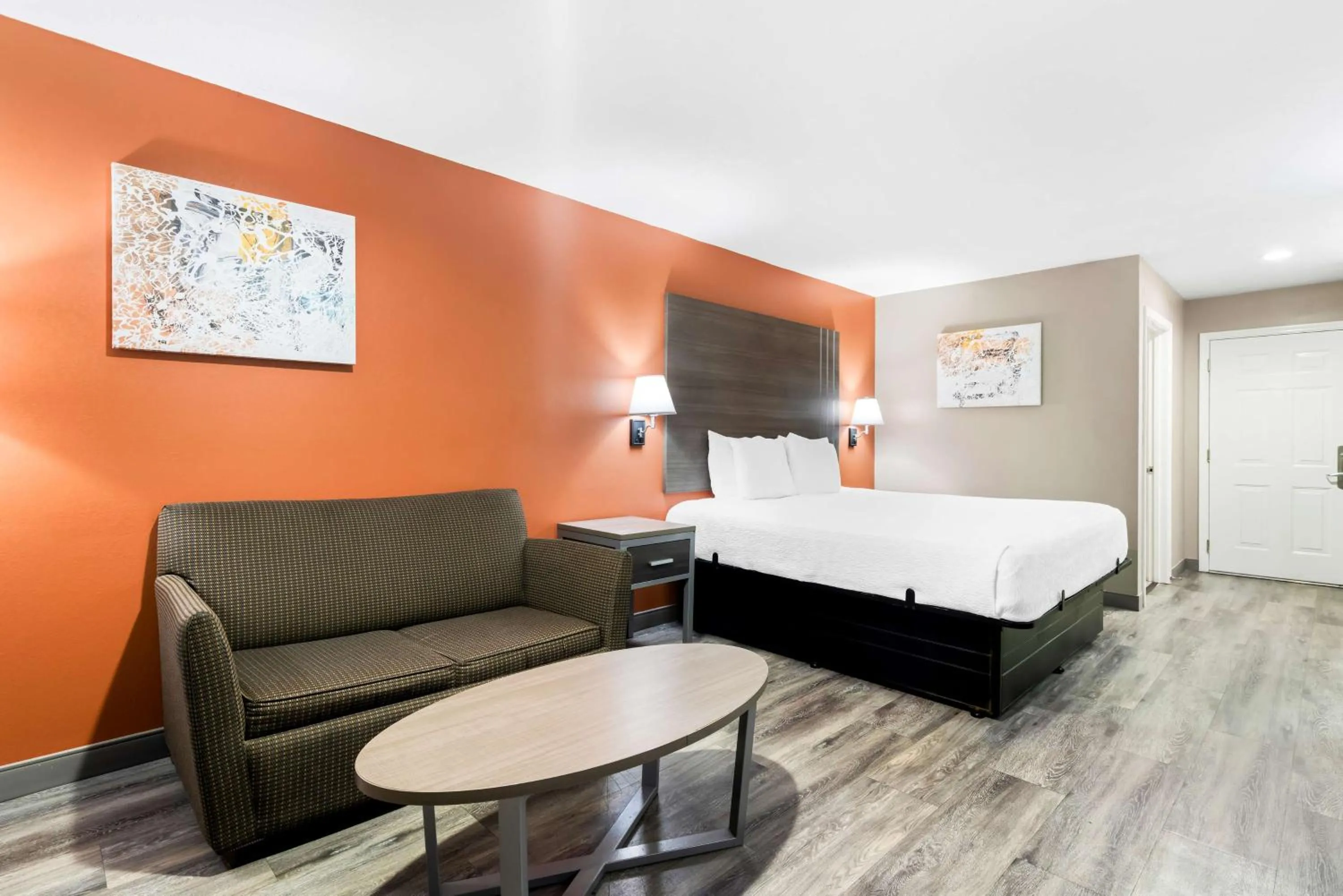 Bedroom in Best Western Gateway Inn