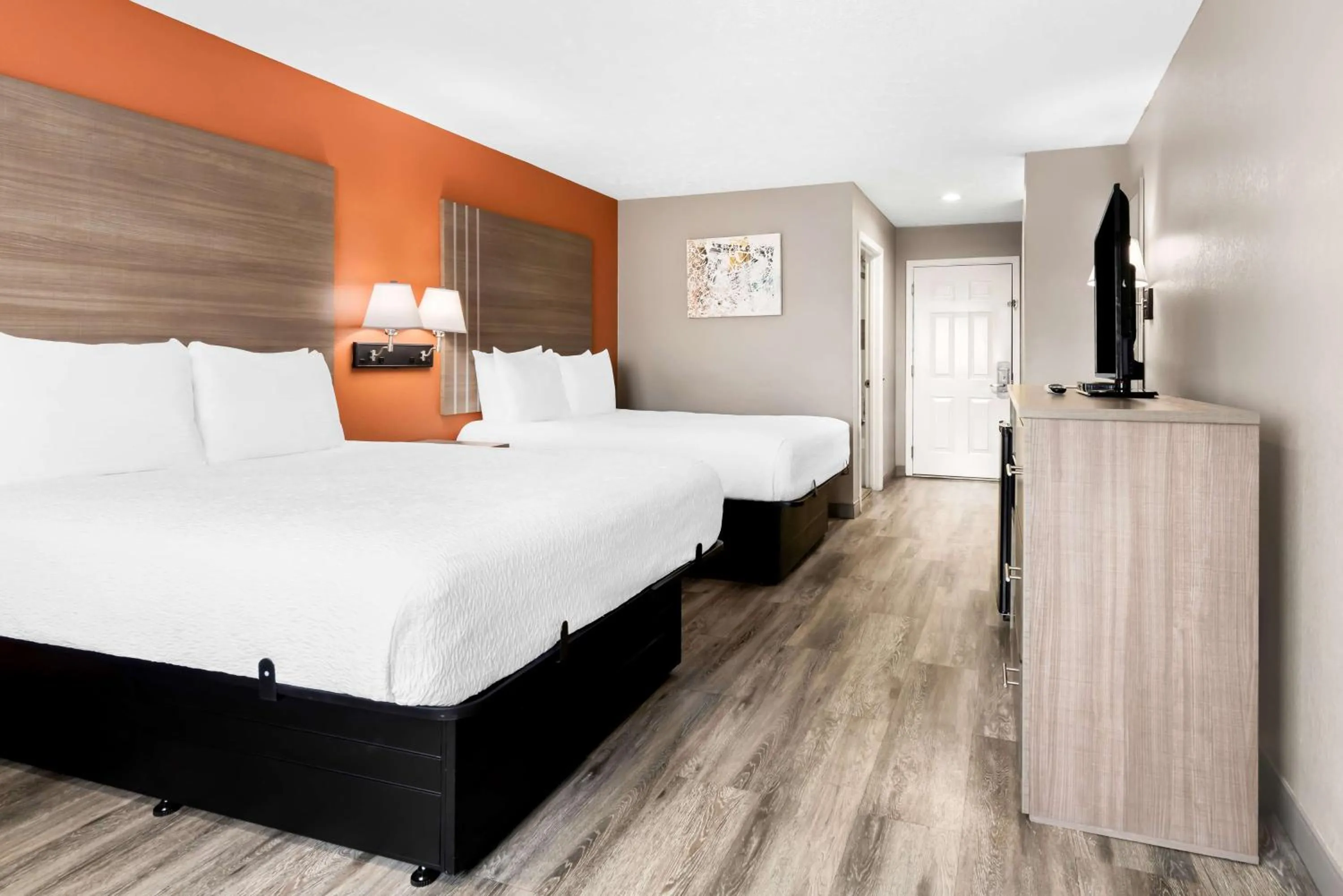 Bedroom in Best Western Gateway Inn