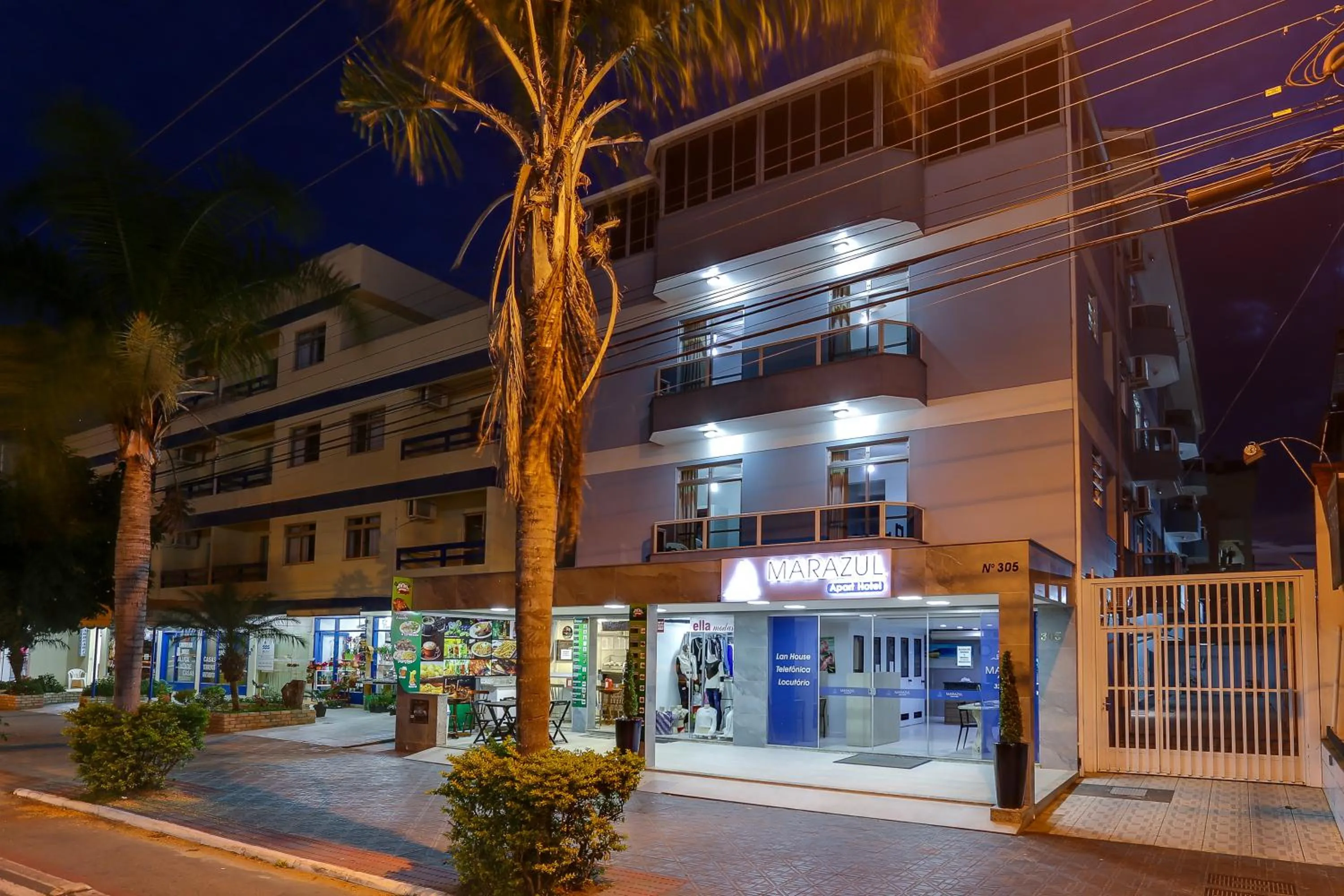 Property building in Marazul Apart Hotel