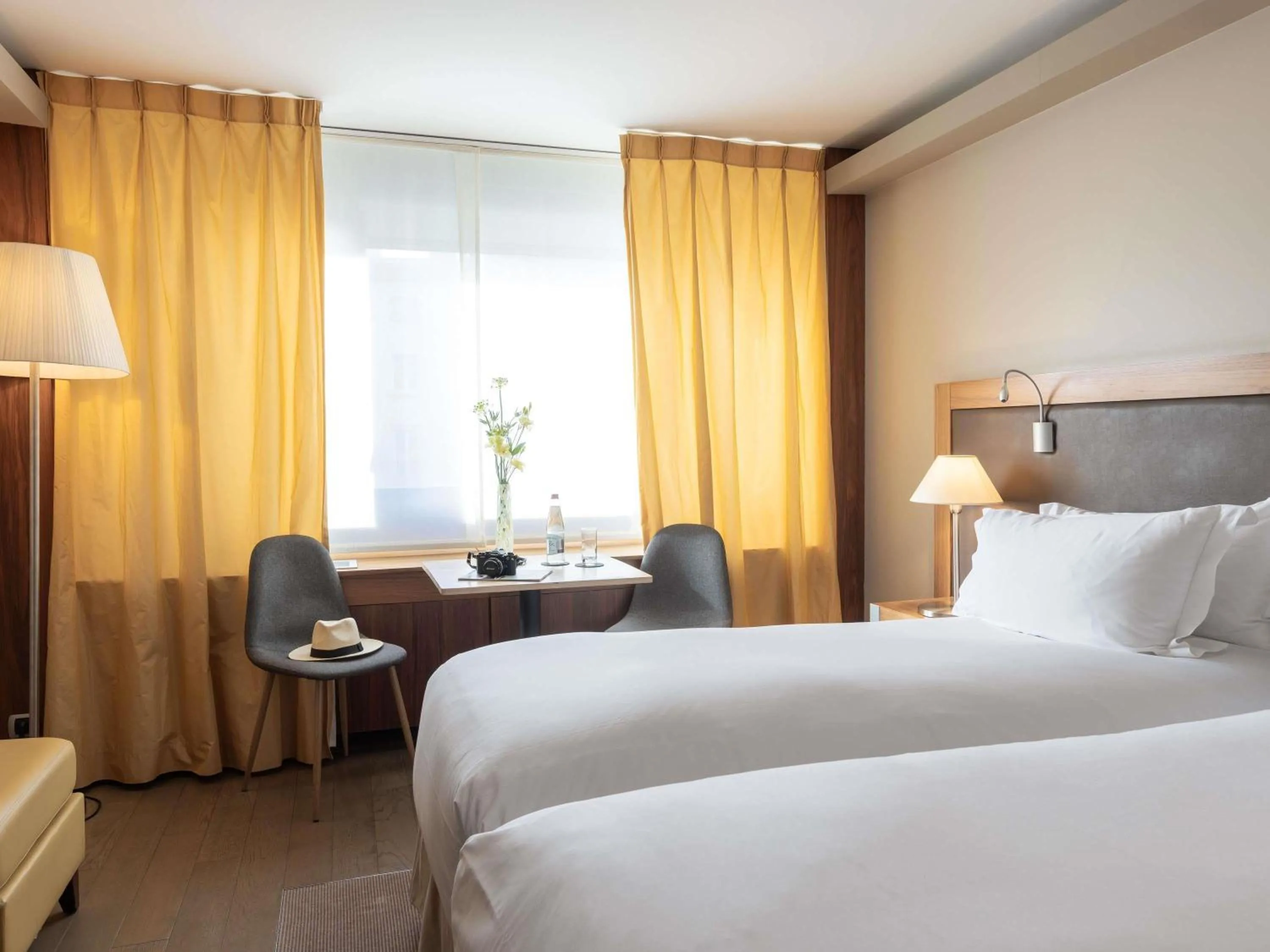 Bedroom, Bed in Sofitel Lyon Bellecour