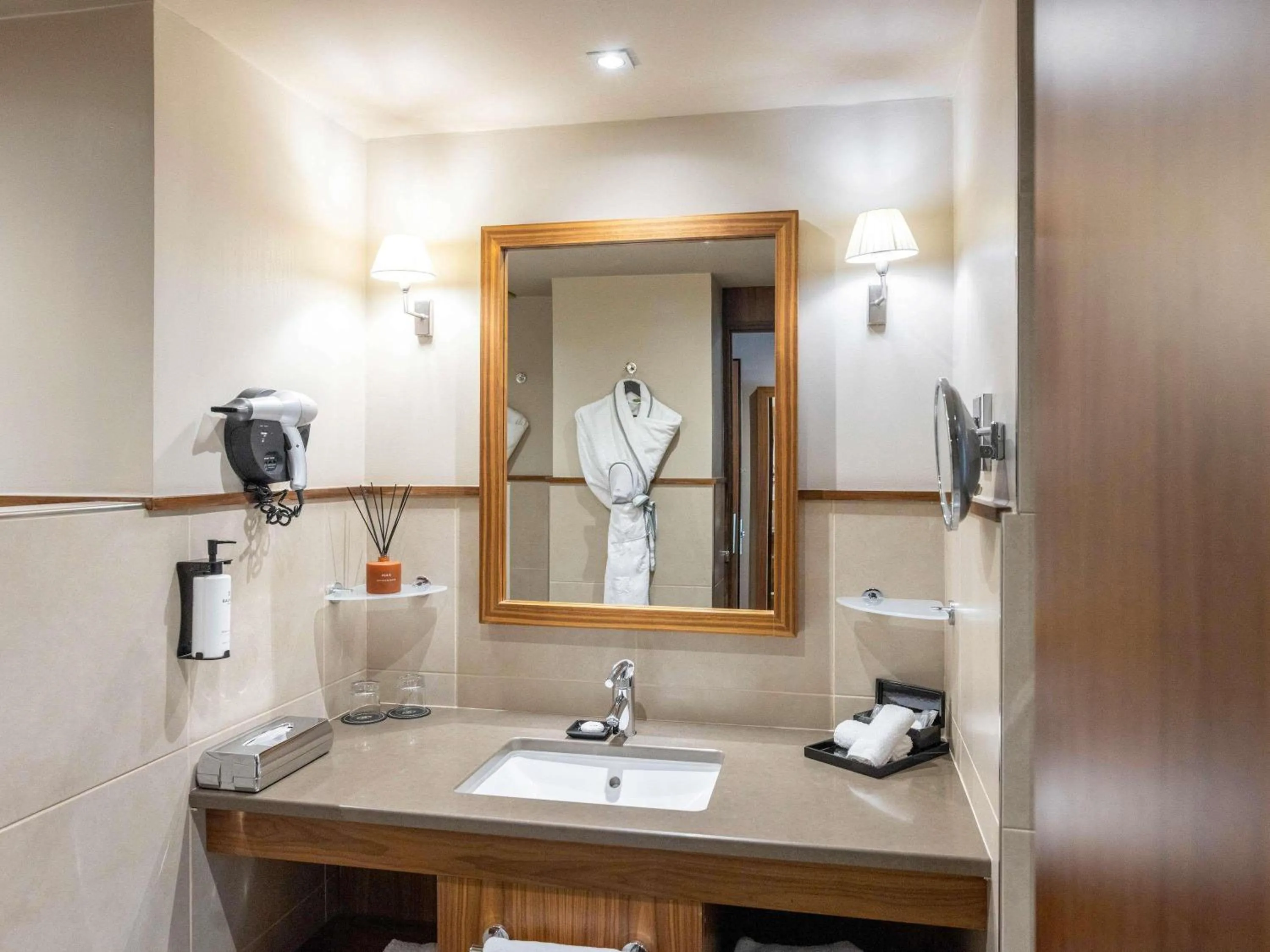 Bedroom in Sofitel Lyon Bellecour