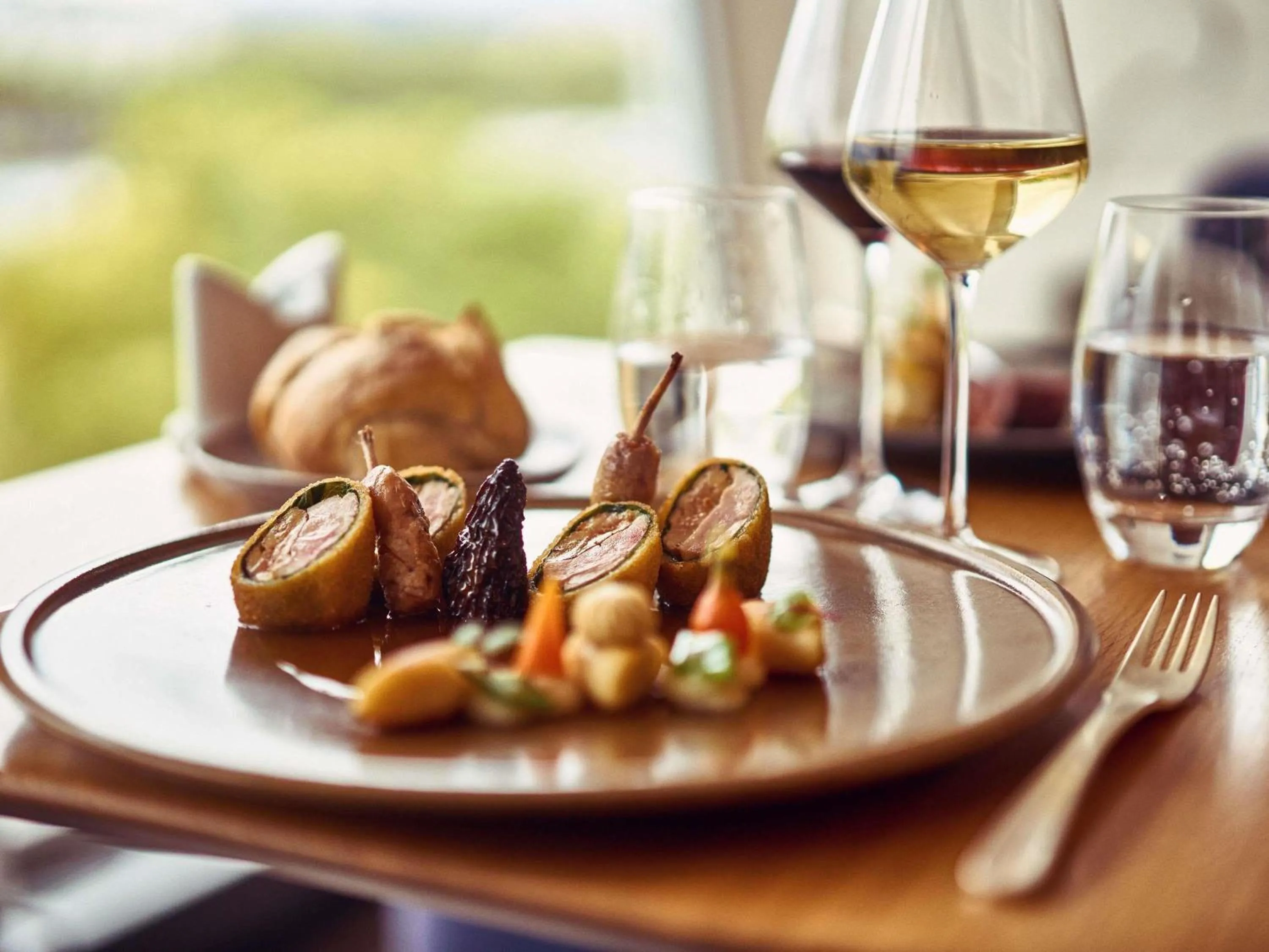 Restaurant/places to eat in Sofitel Lyon Bellecour