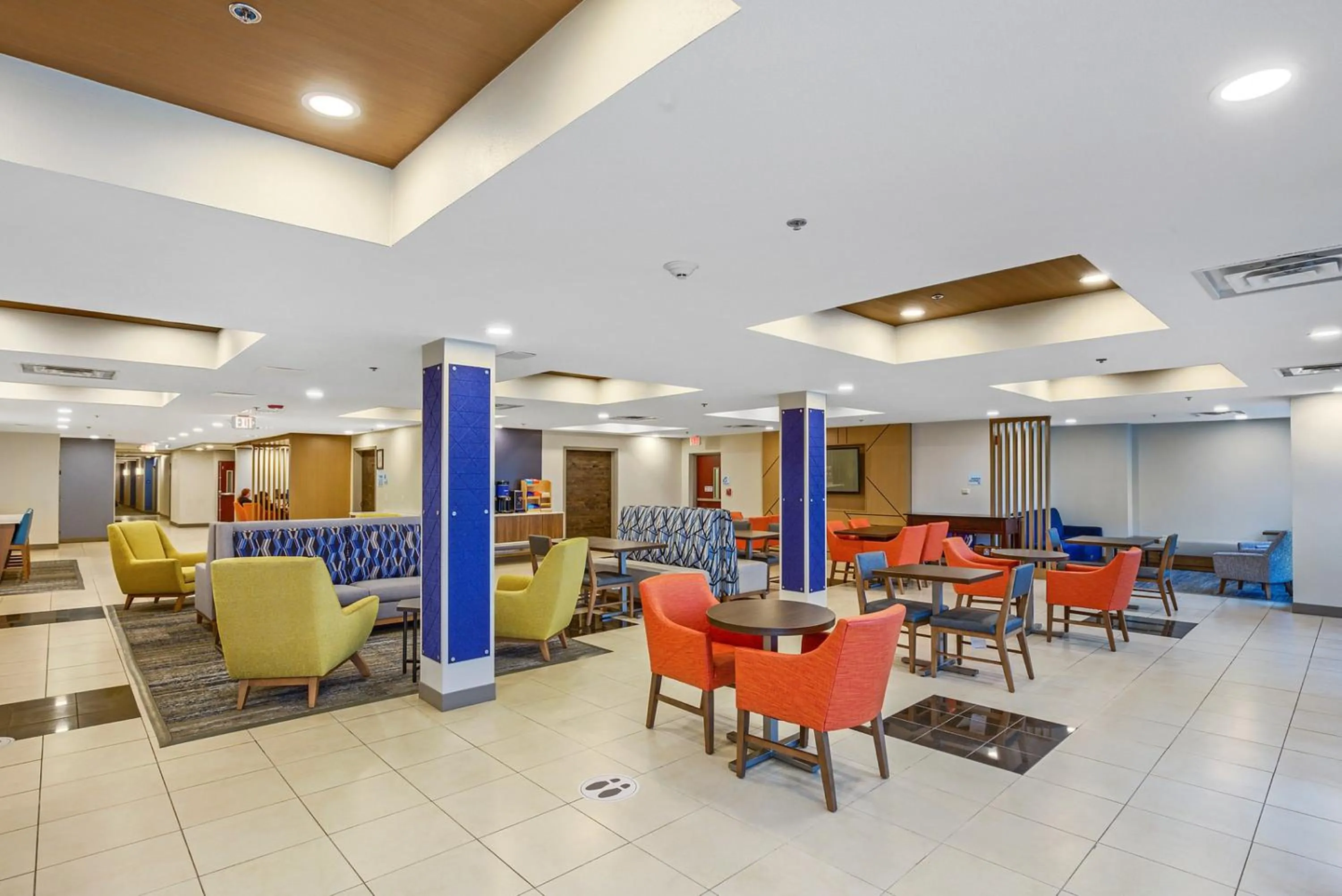 Breakfast in Holiday Inn Express - Gulfport Beach by IHG