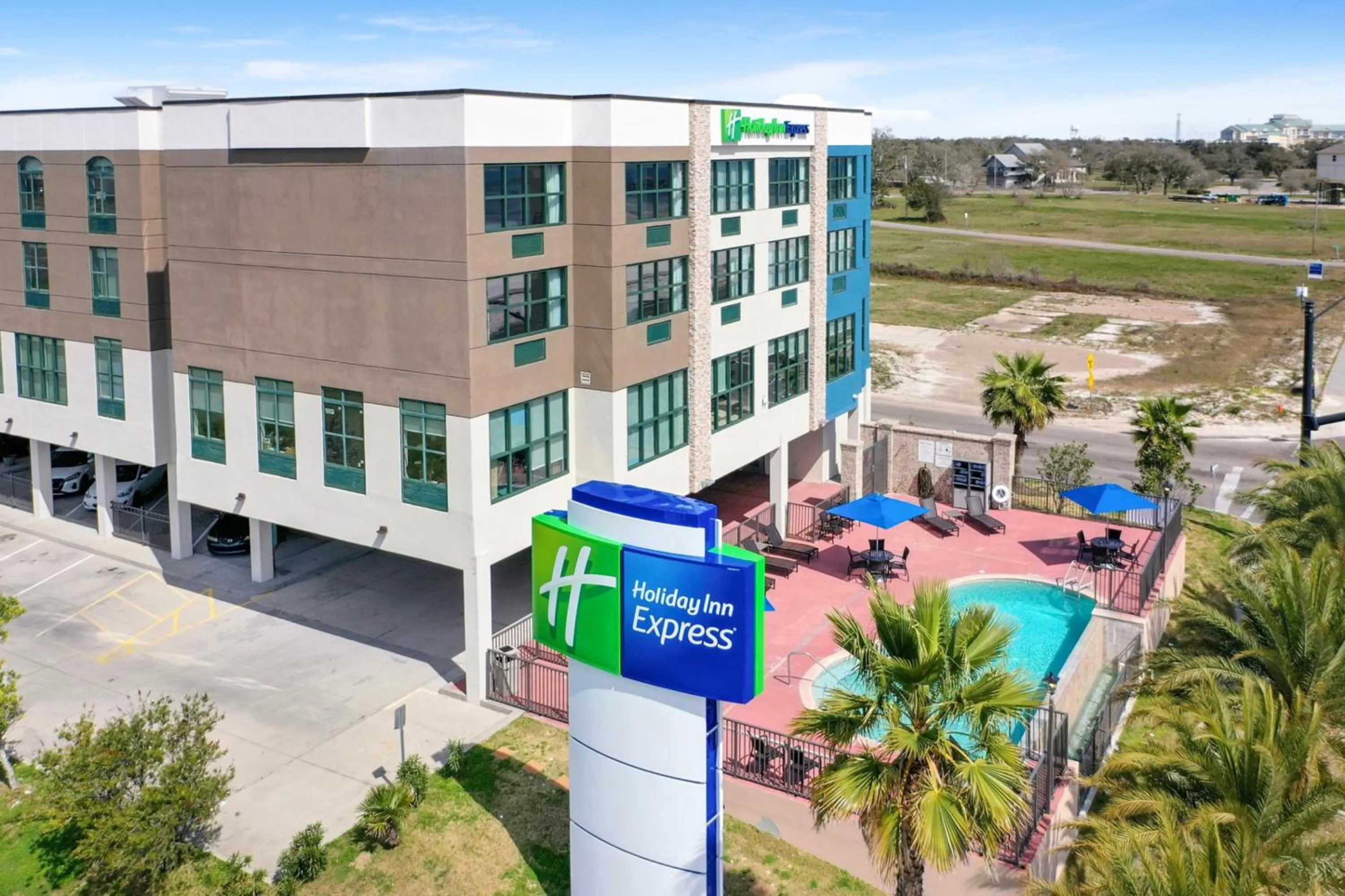 Property building in Holiday Inn Express - Gulfport Beach by IHG
