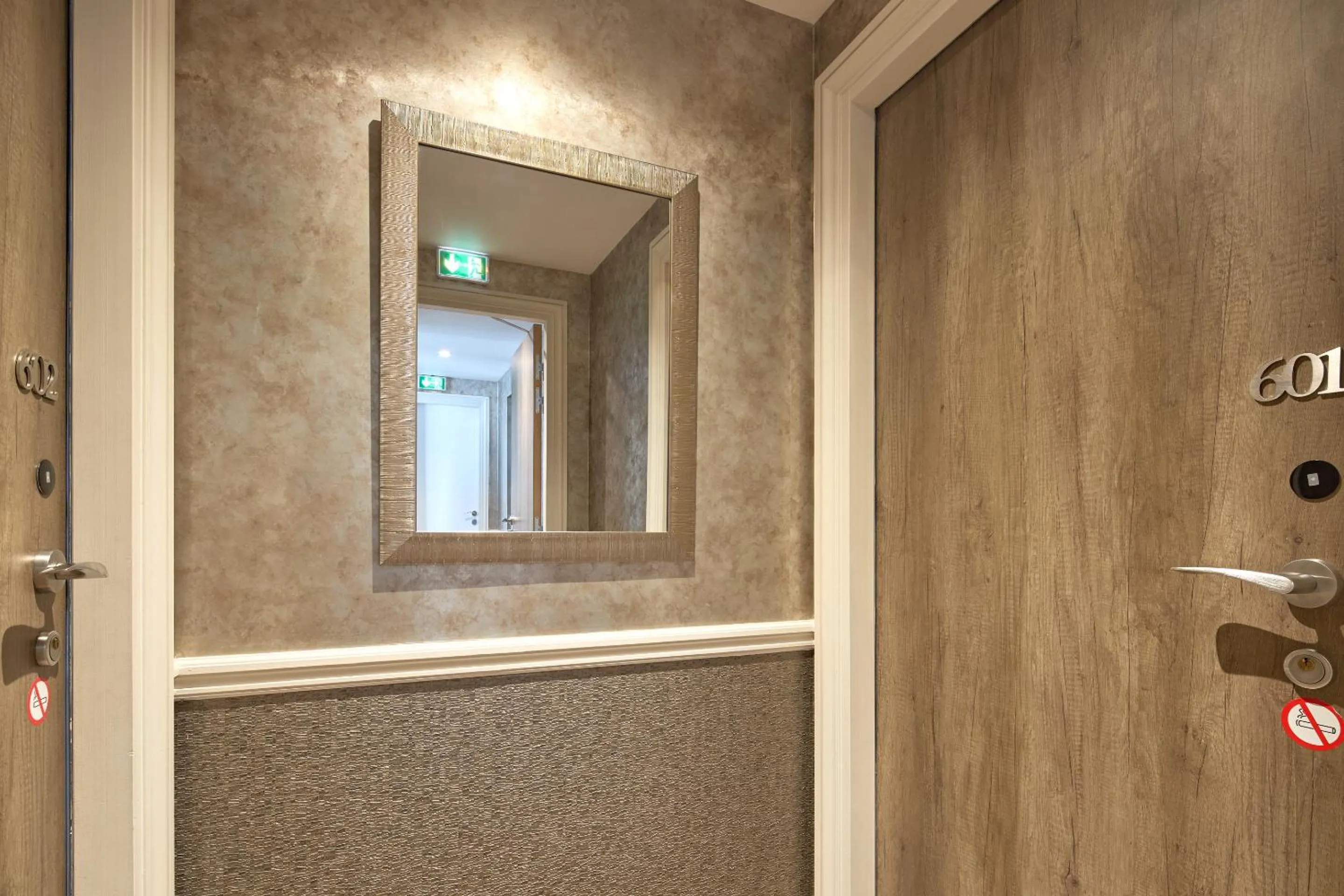 Bedroom in Régence Etoile