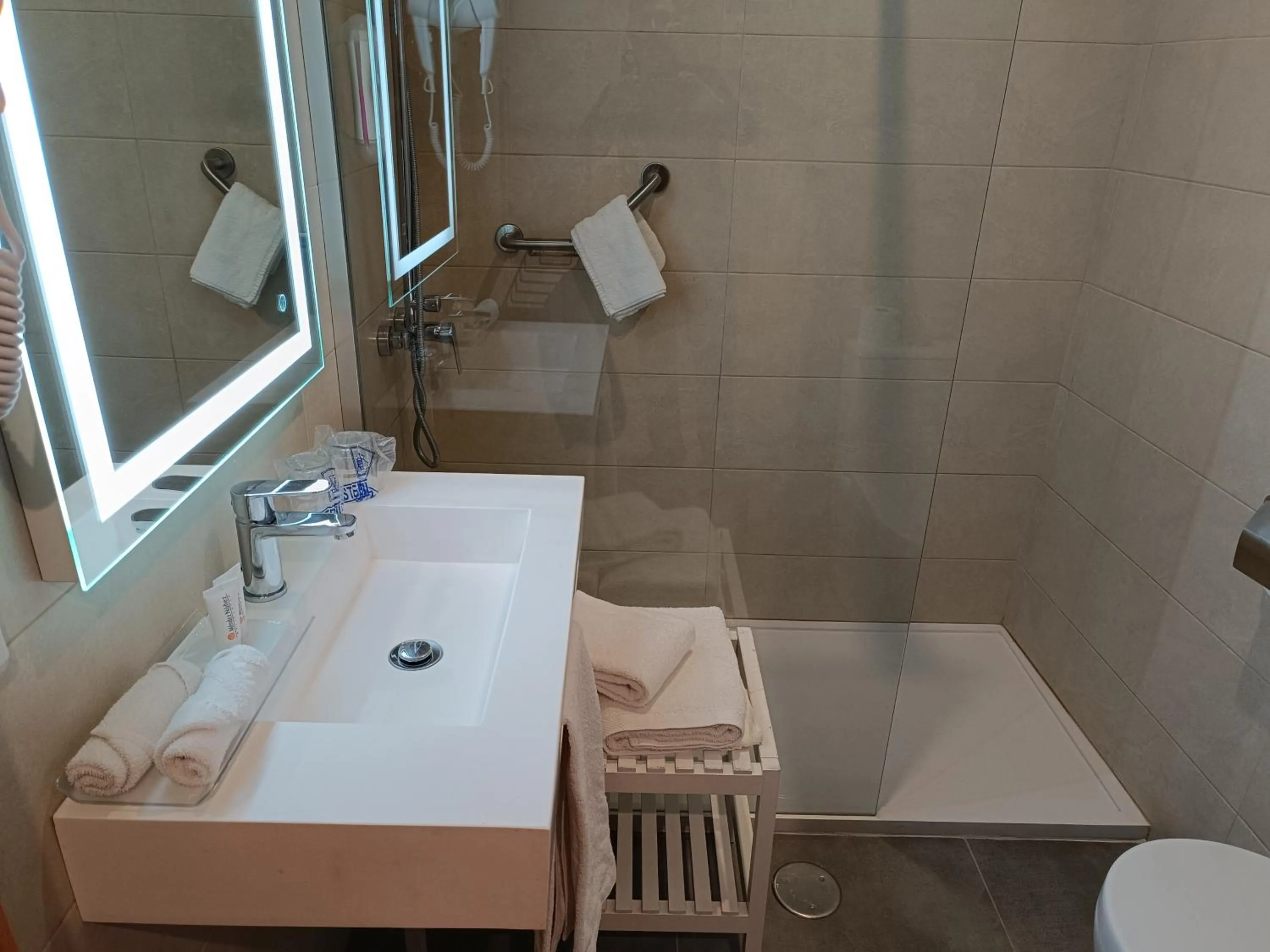 Bathroom in Mendez Nuñez Alicante