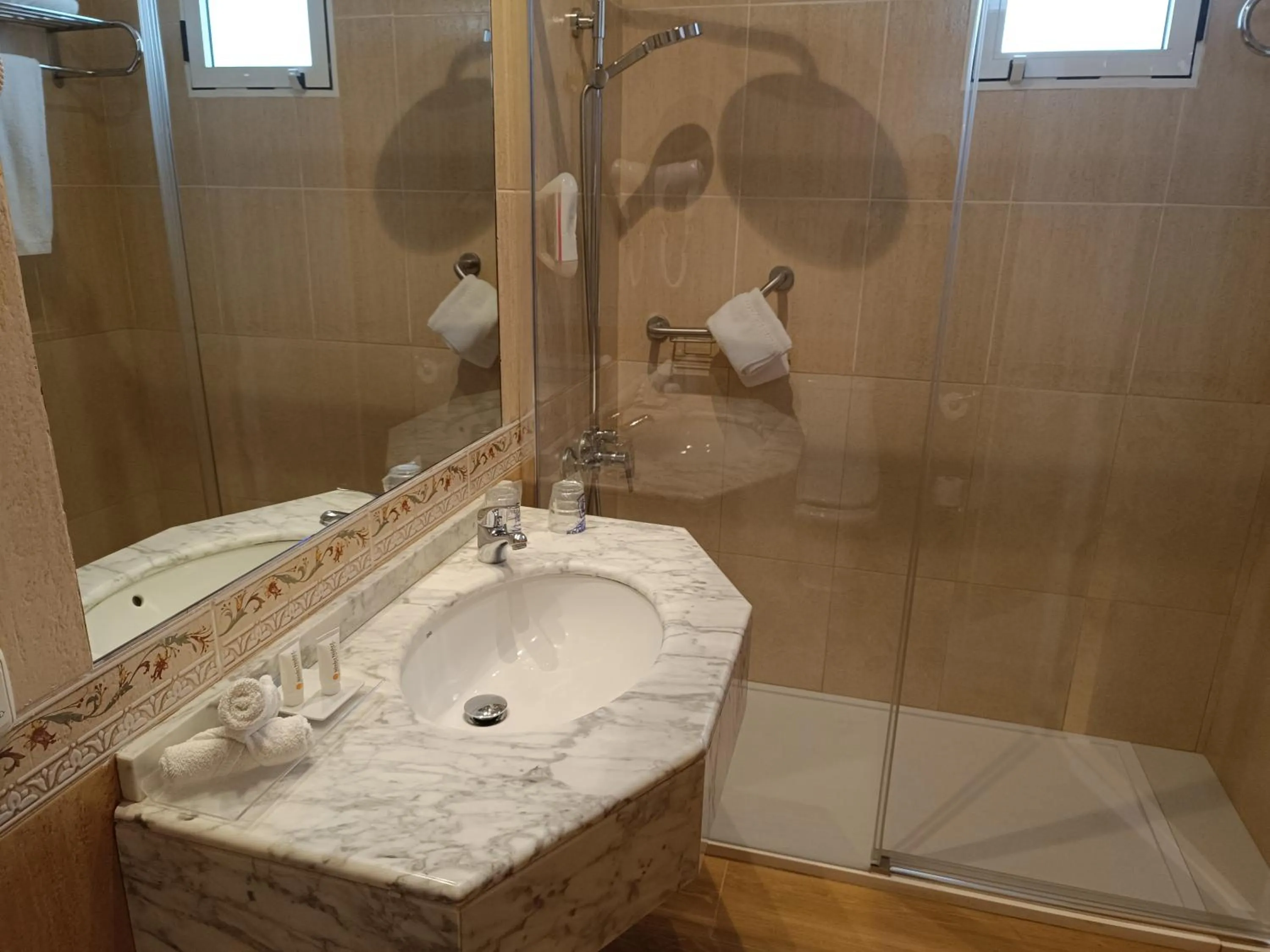 Bathroom in Mendez Nuñez Alicante