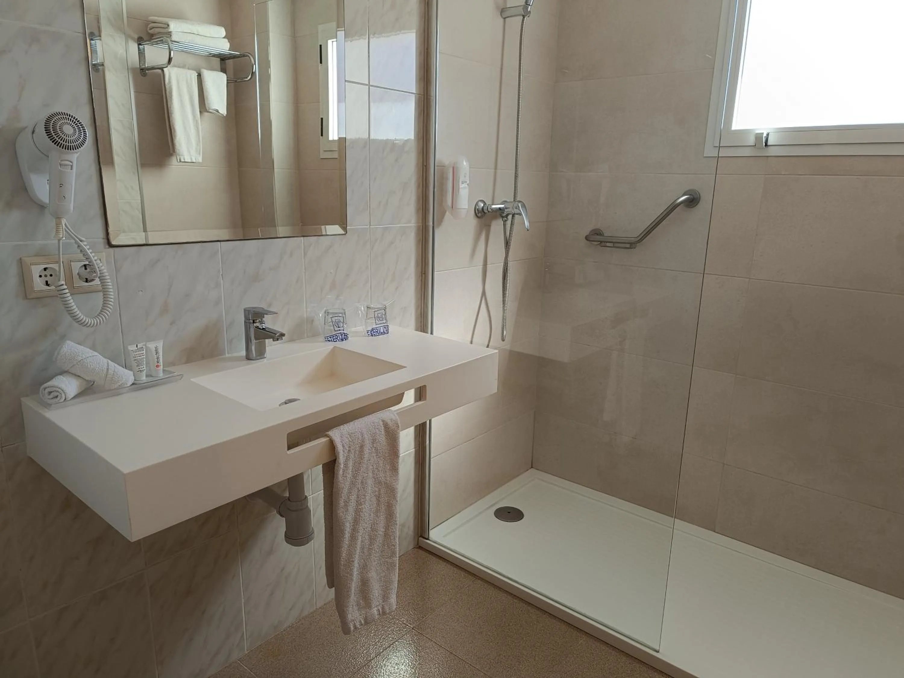 Bathroom in Mendez Nuñez Alicante