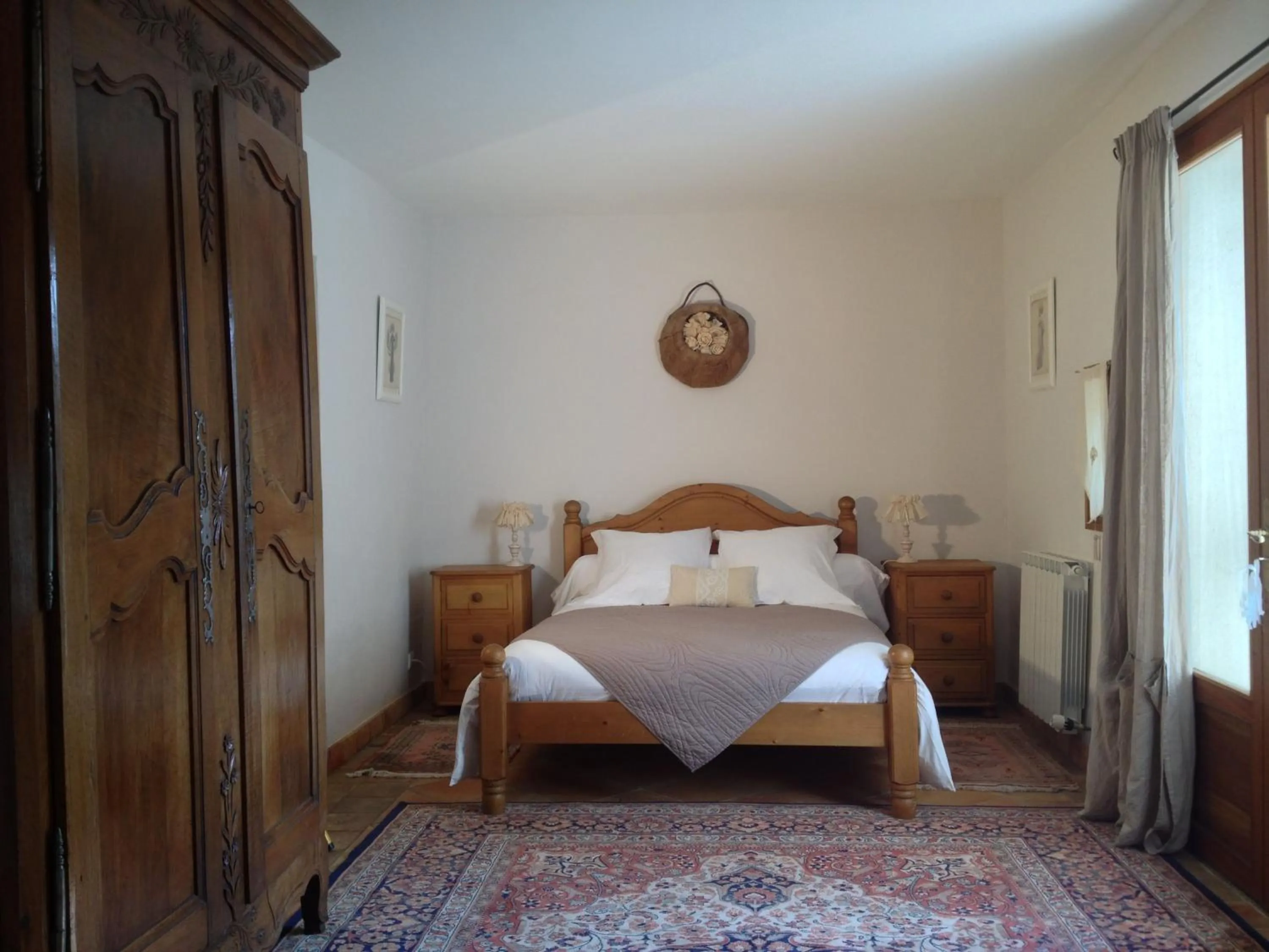 Bed in B&B Le Deffends de Redon