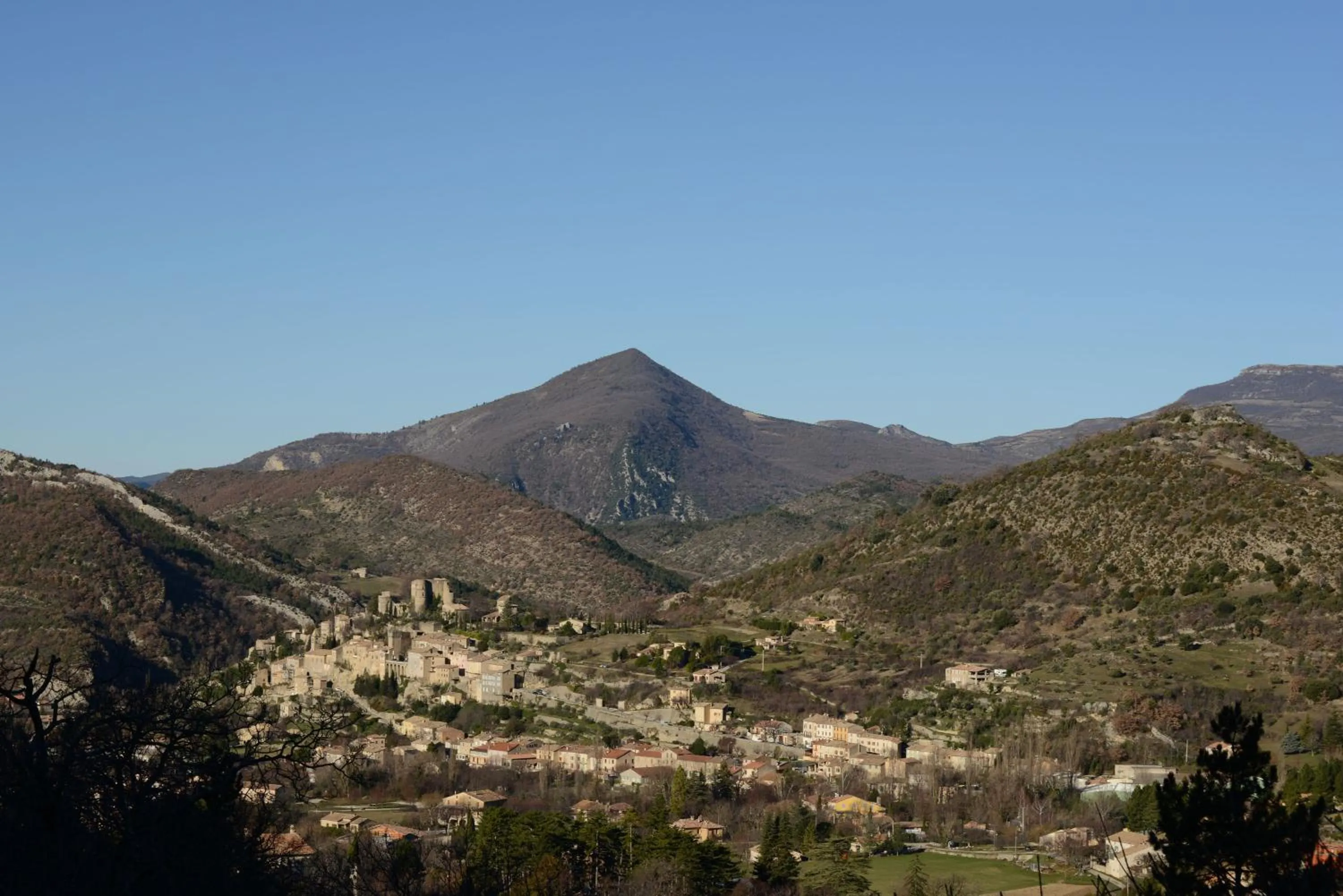 Natural landscape in B&B Le Deffends de Redon