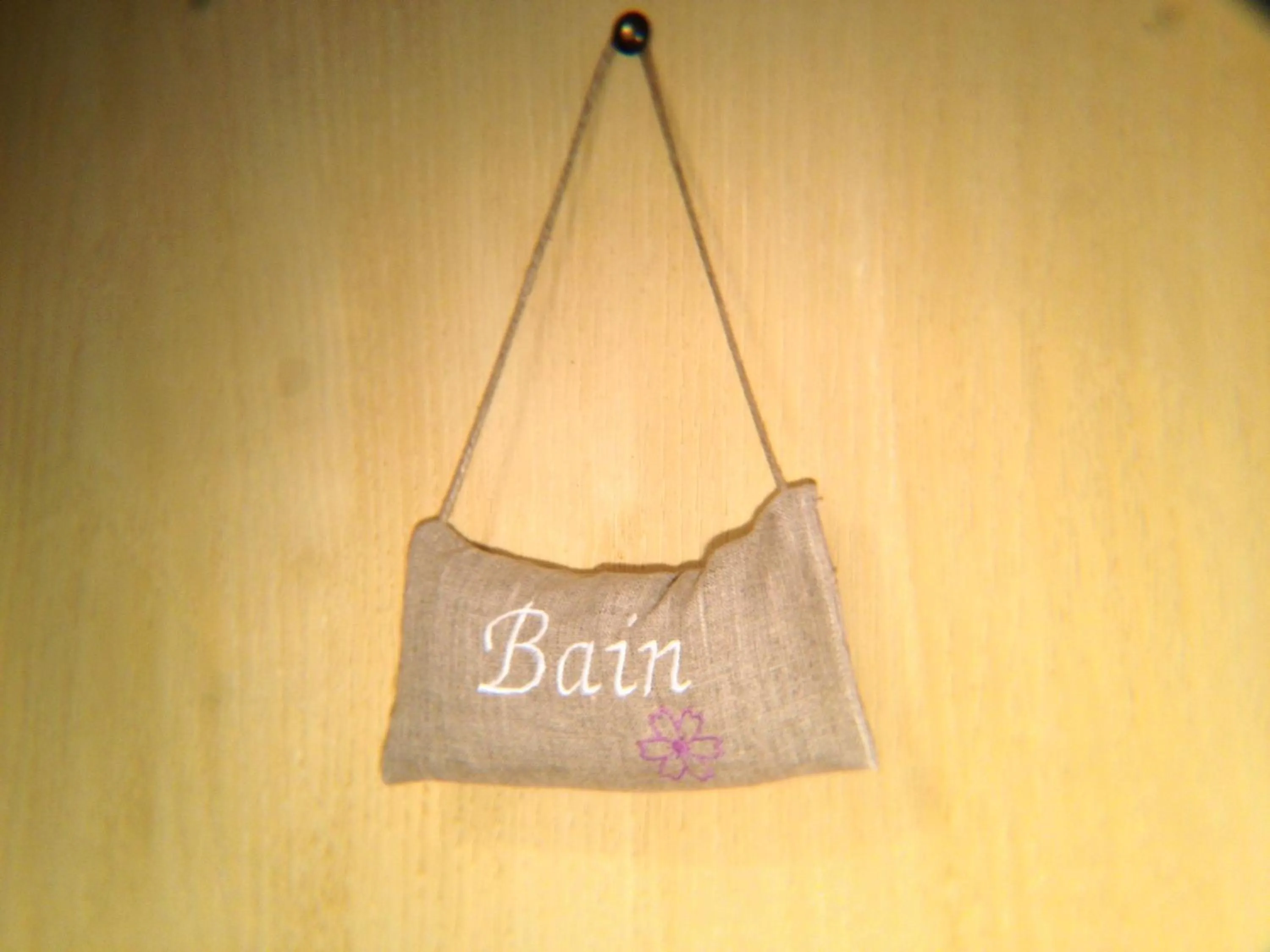 Decorative detail in B&B Le Deffends de Redon