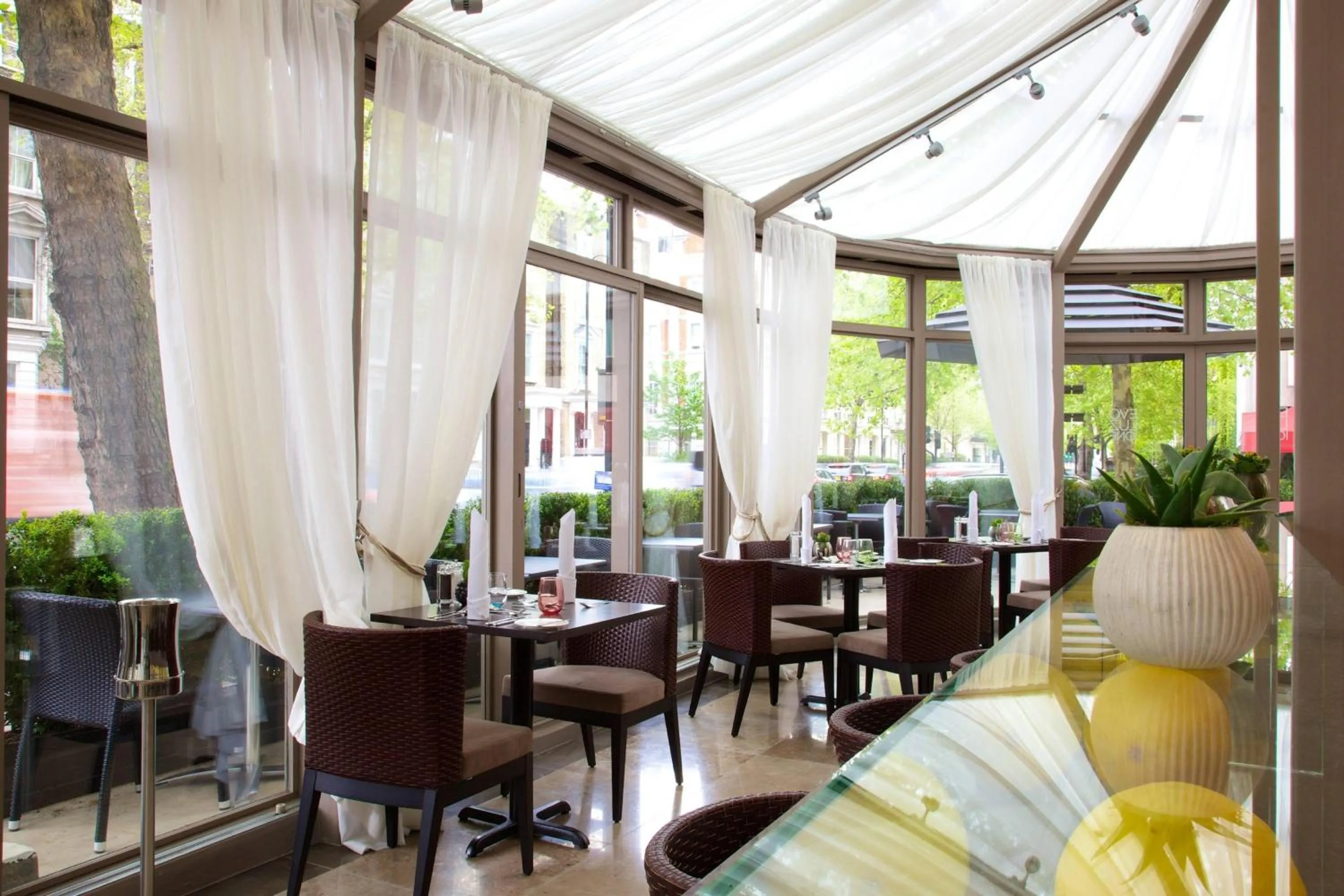 Restaurant/places to eat in Hotel Xenia - Autograph Collection