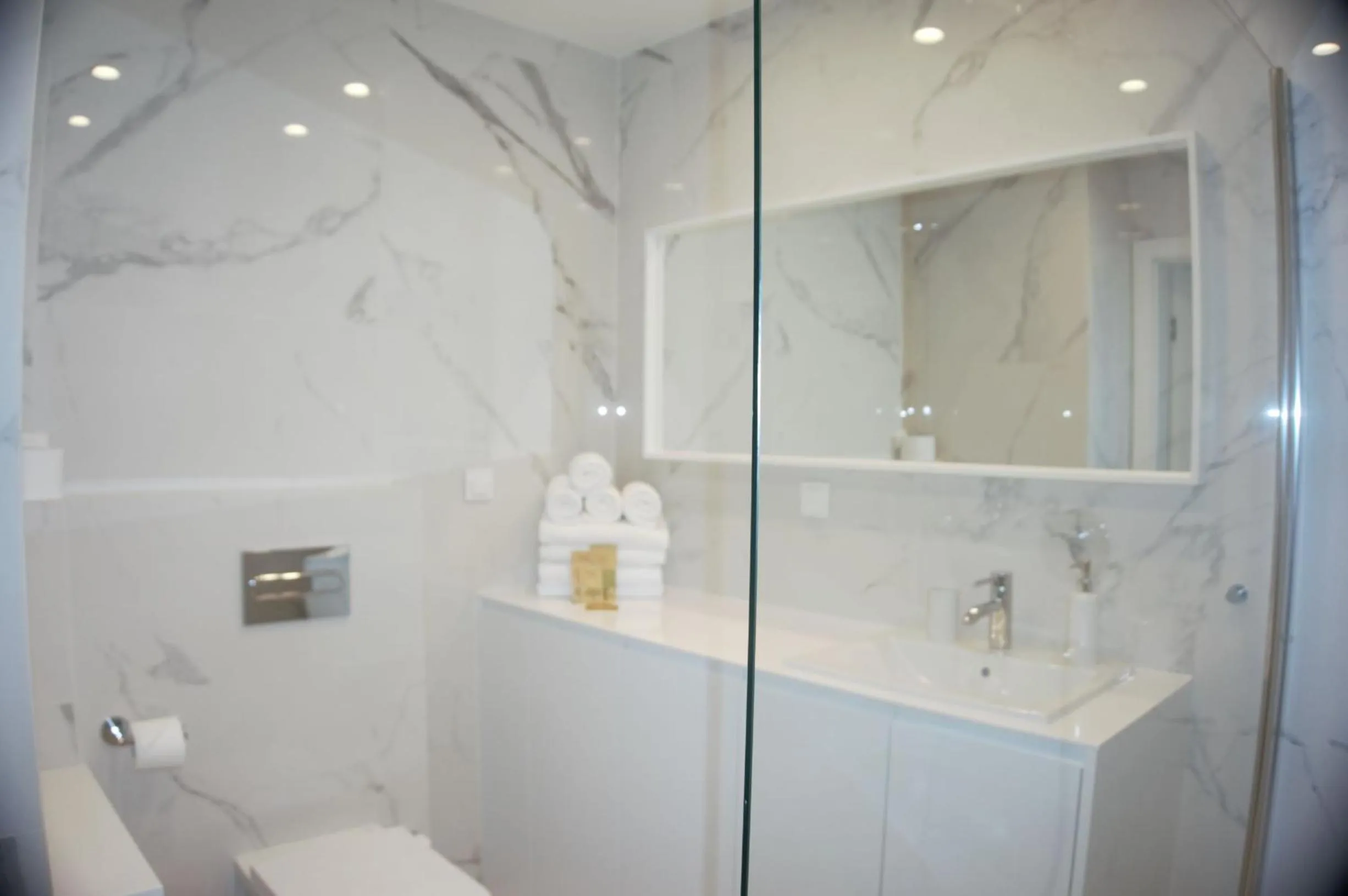 Bathroom in Enklawa Białowieska Forest & Spa