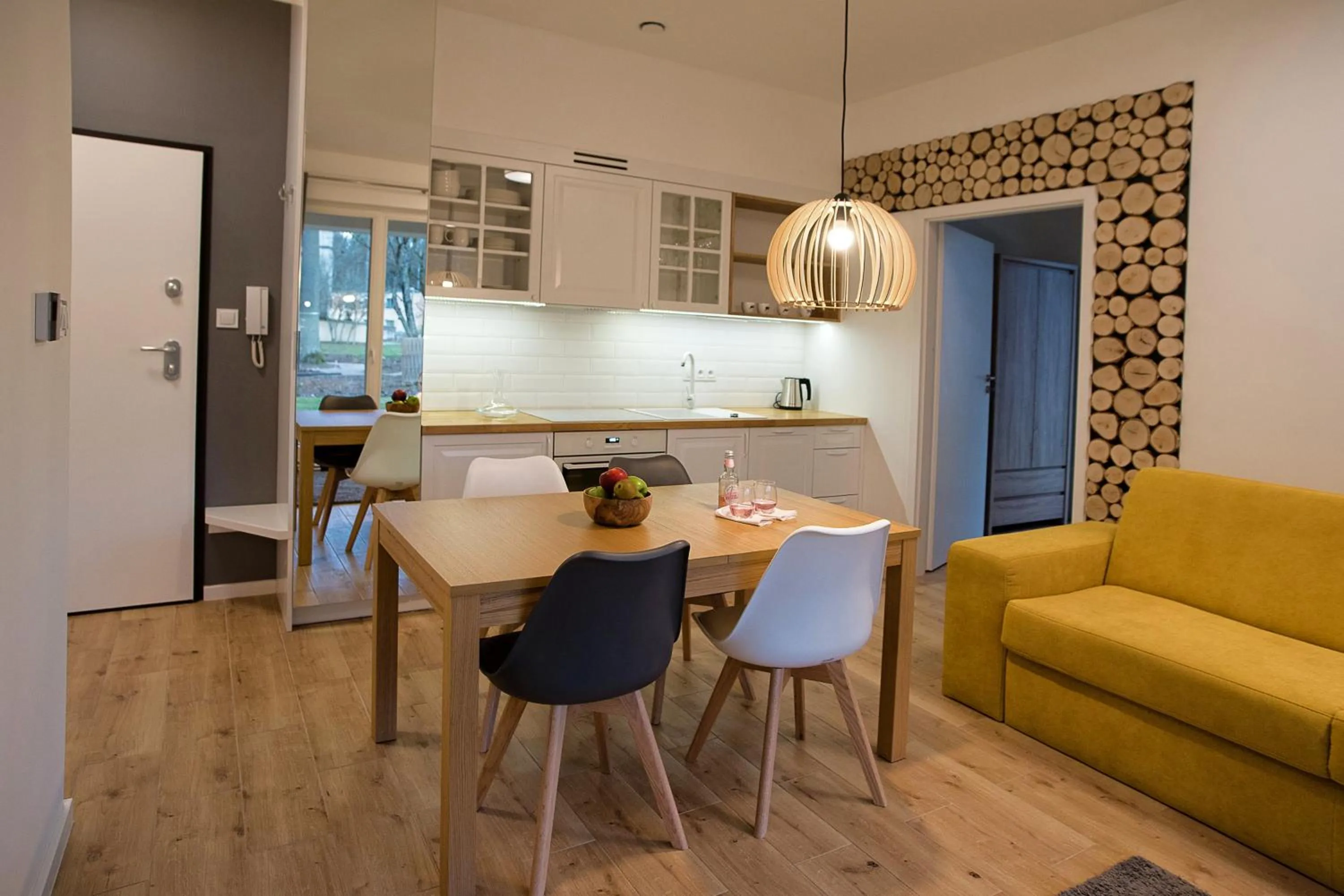 Kitchen or kitchenette in Enklawa Białowieska Forest & Spa