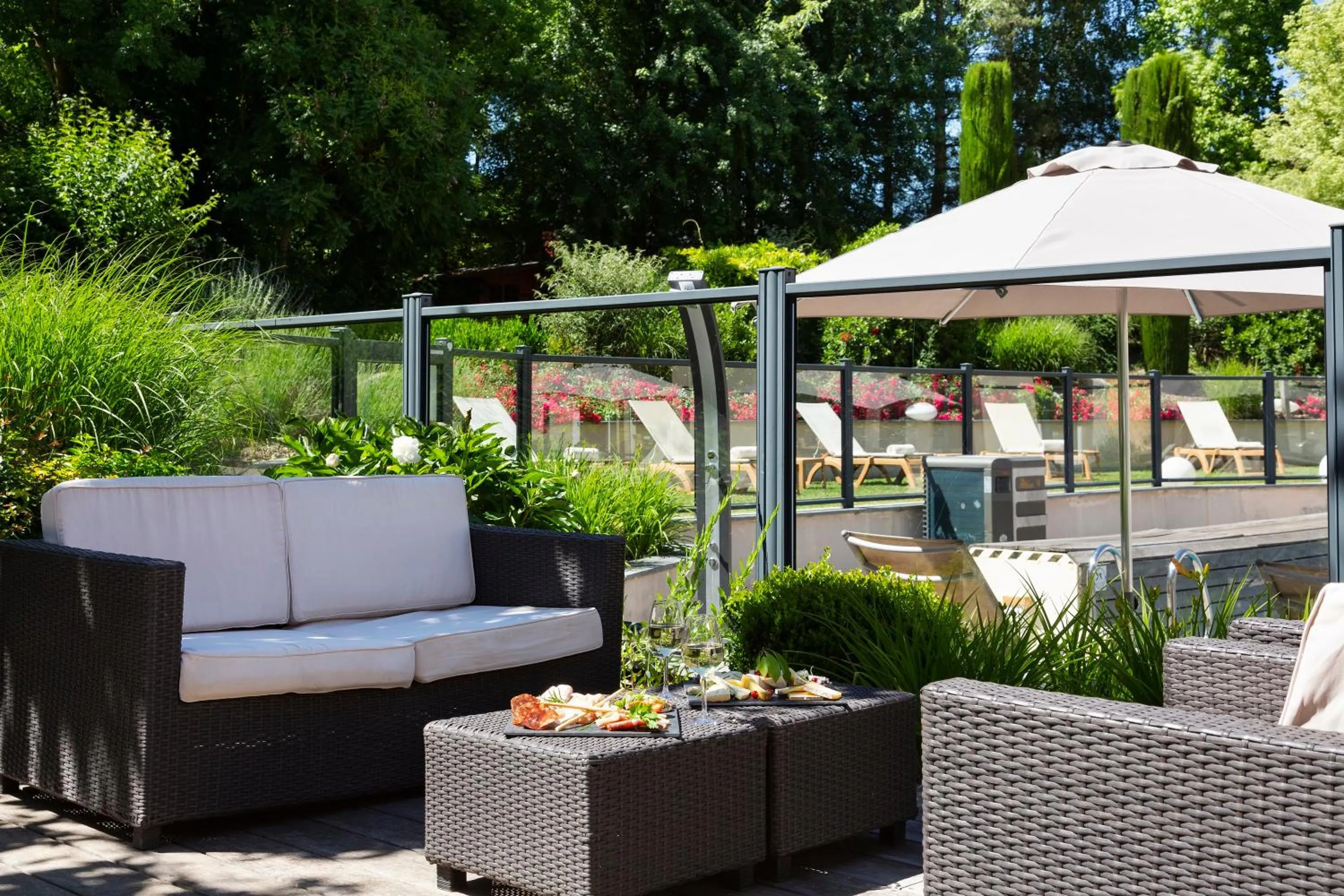 Restaurant/places to eat in Résidence la Réserve Genève Ferney Voltaire