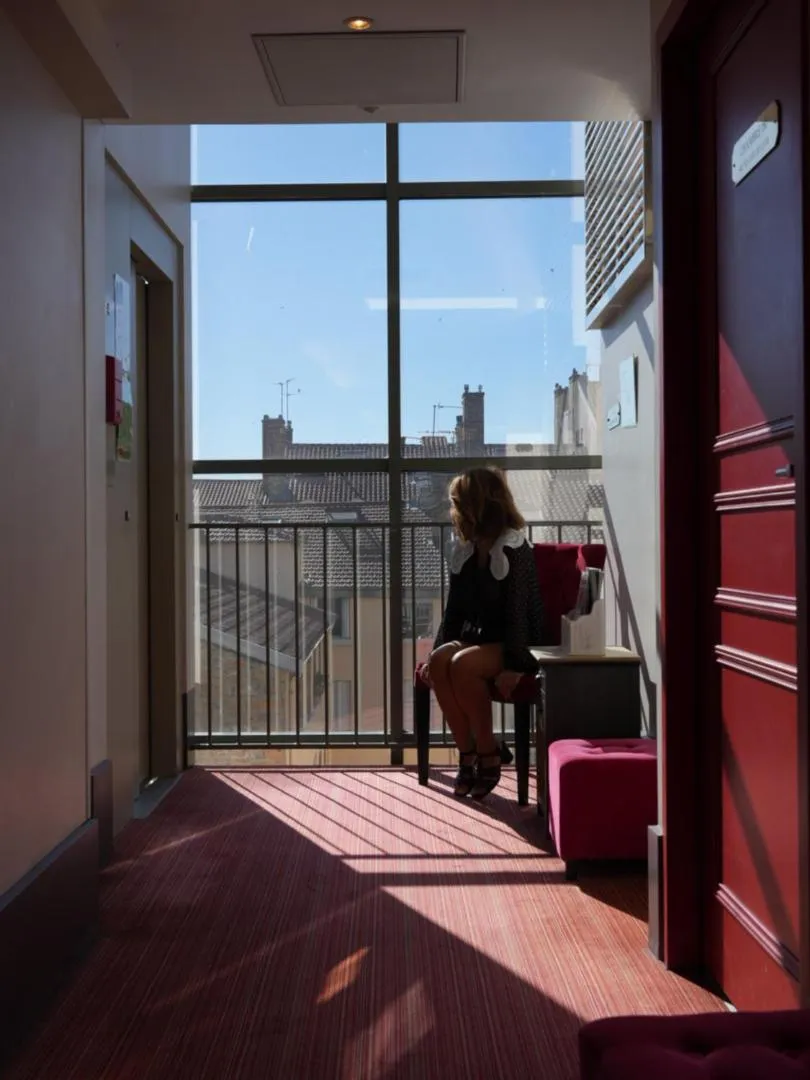 People in Hôtel Alexandra