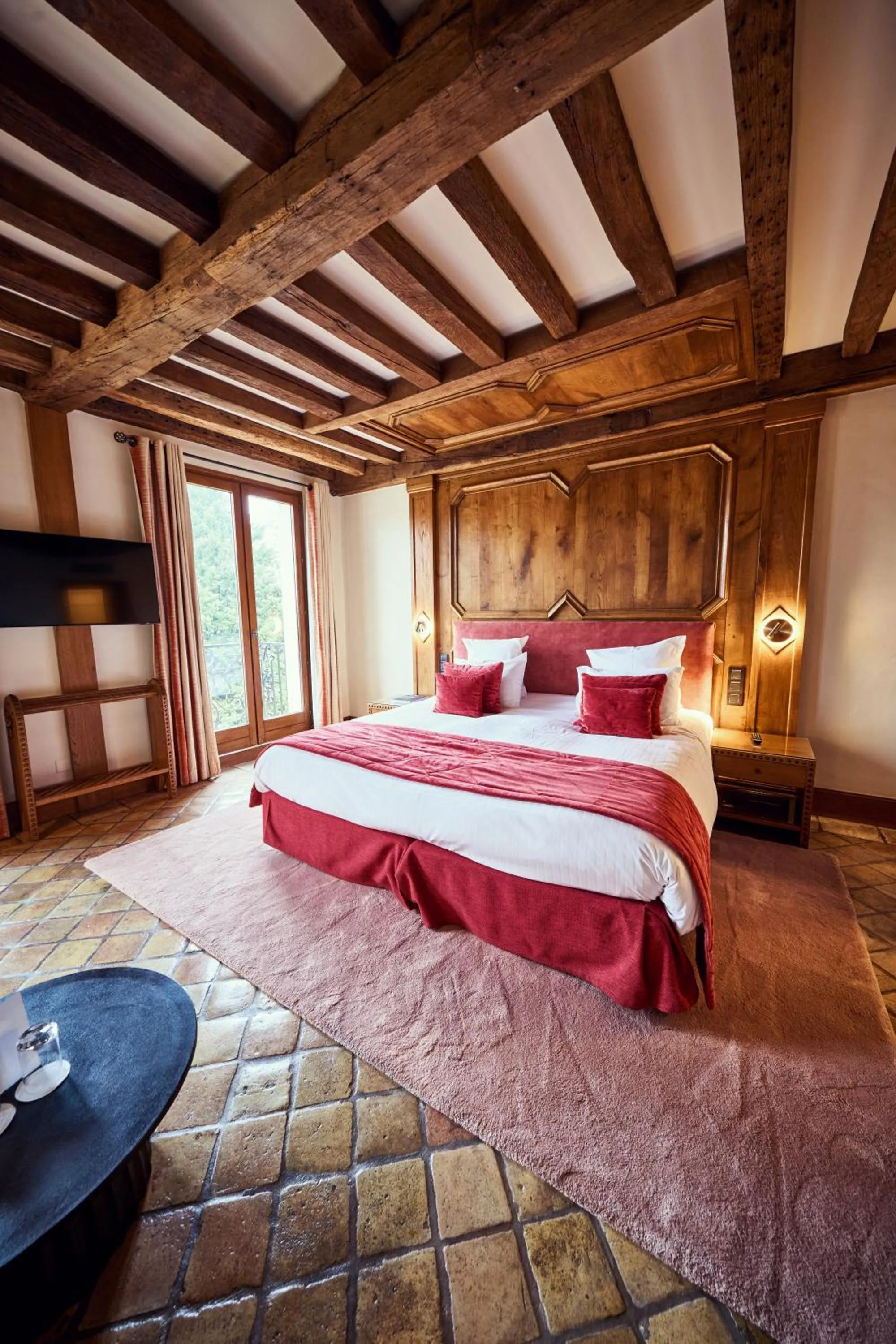 Bedroom, Bed in Relais Bernard Loiseau