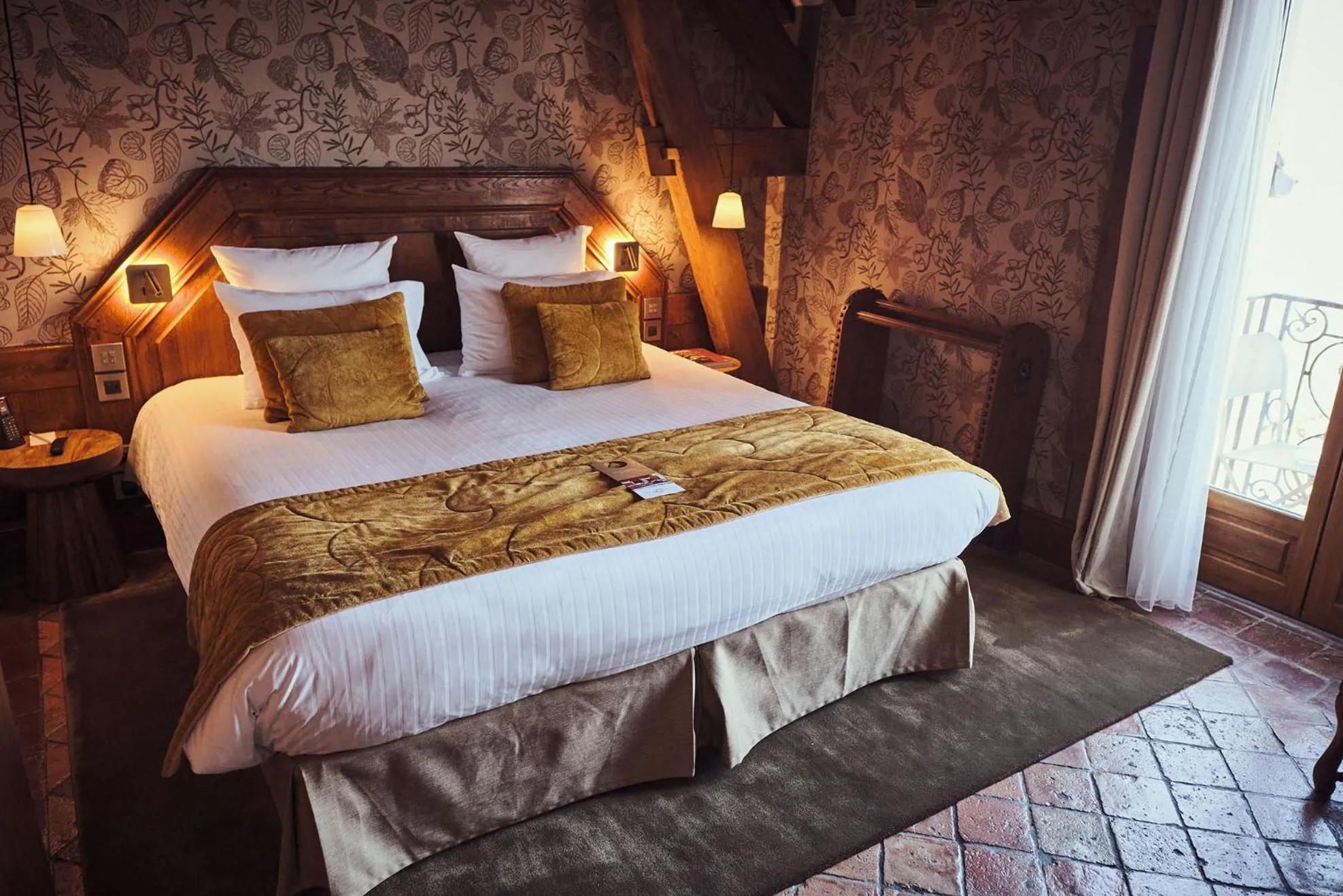Bed in Relais Bernard Loiseau