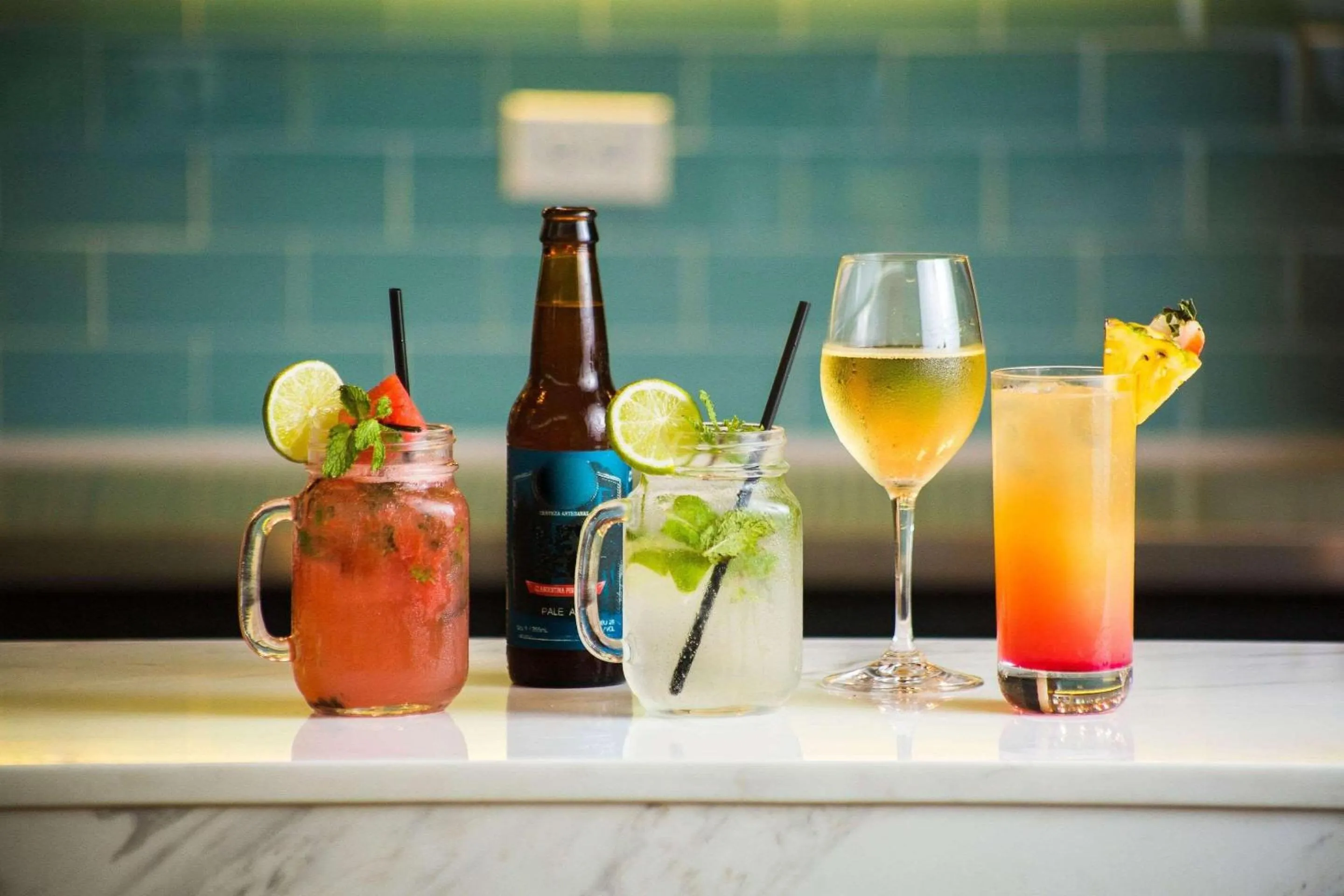 Lounge or bar in Radisson Hotel Panama Canal