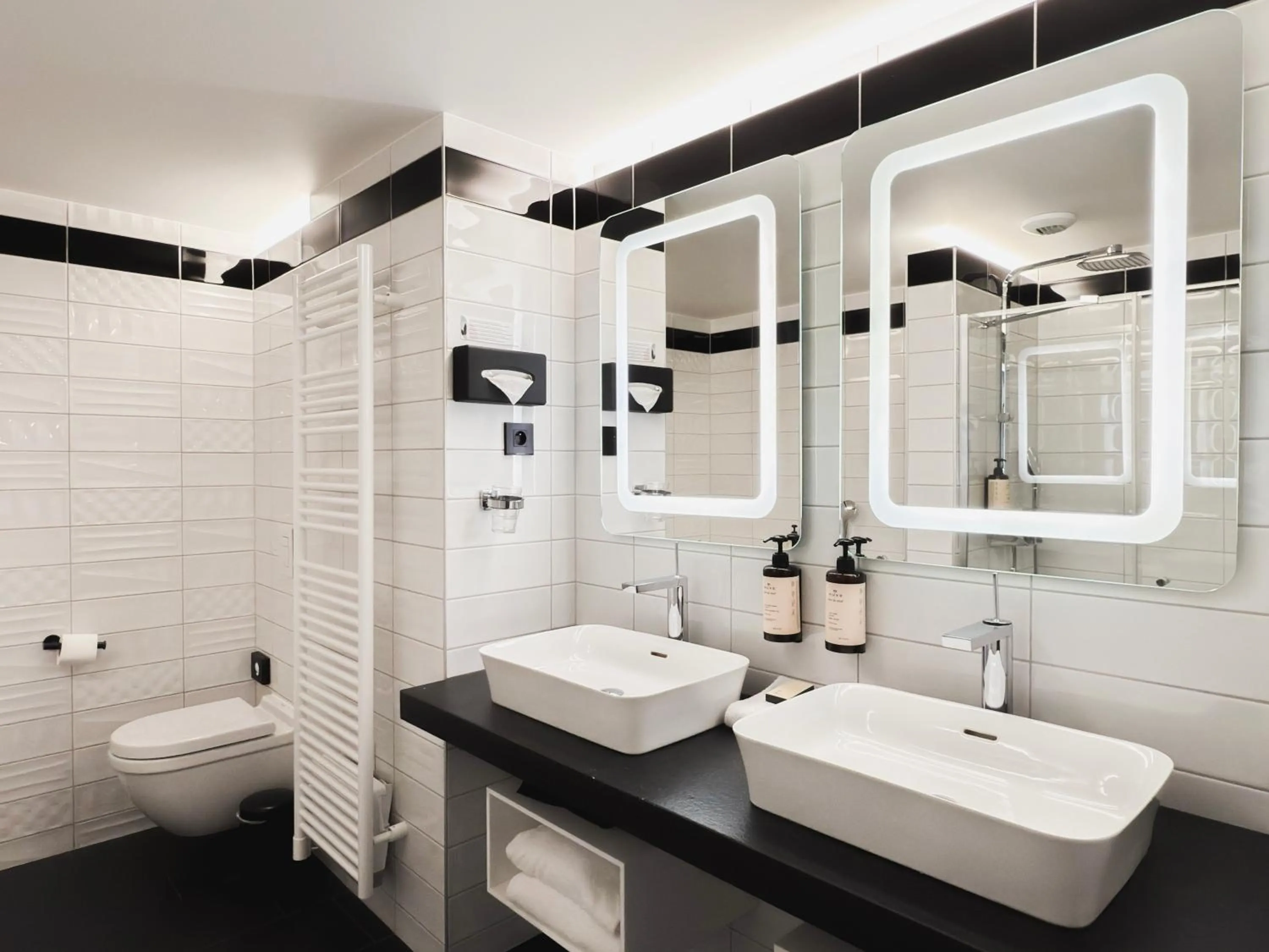 Bathroom in Hotel des Vosges BW Premier Collection