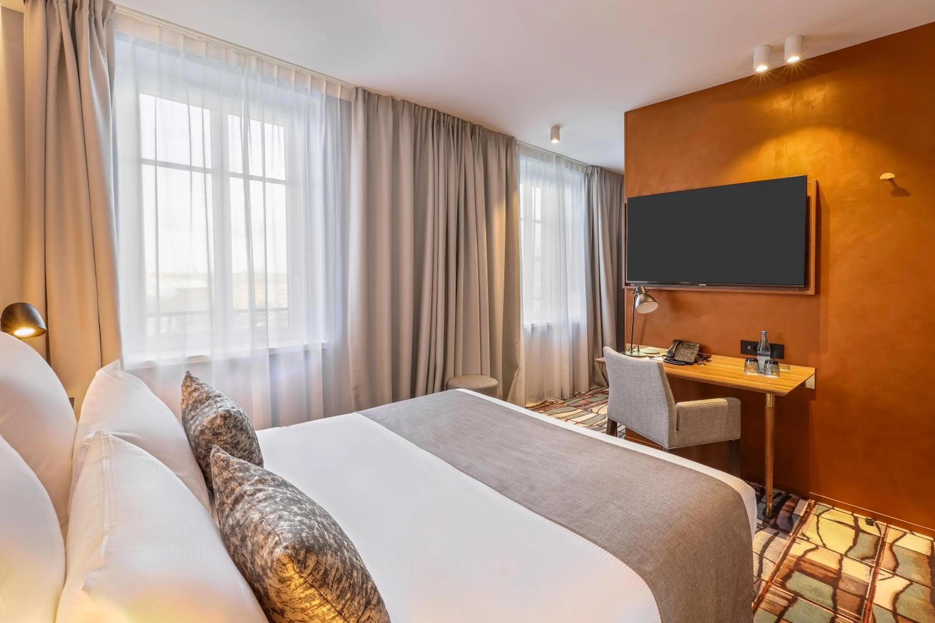 Bedroom, Bed in Hotel des Vosges BW Premier Collection