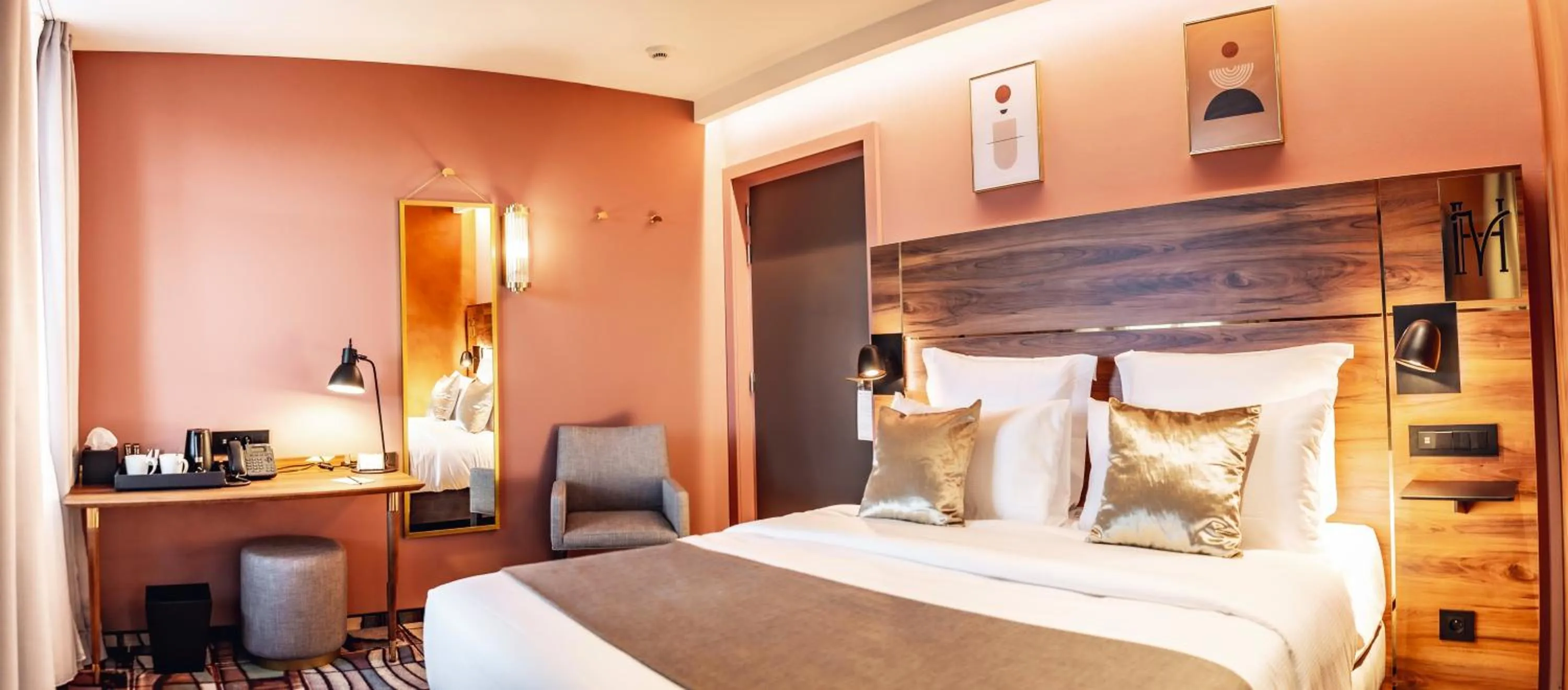 Bedroom, Bed in Hotel des Vosges BW Premier Collection