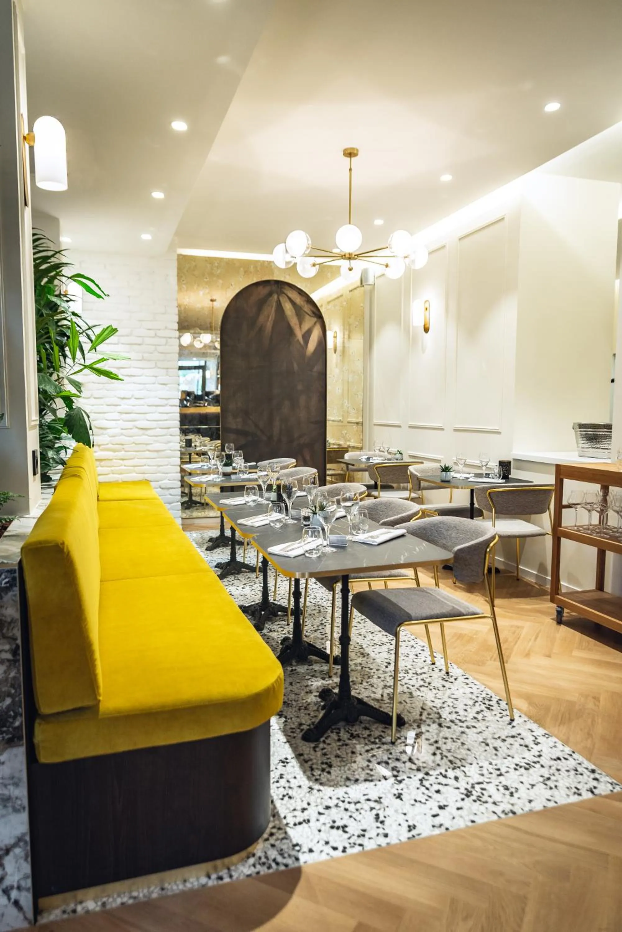 Restaurant/places to eat in Hotel des Vosges BW Premier Collection