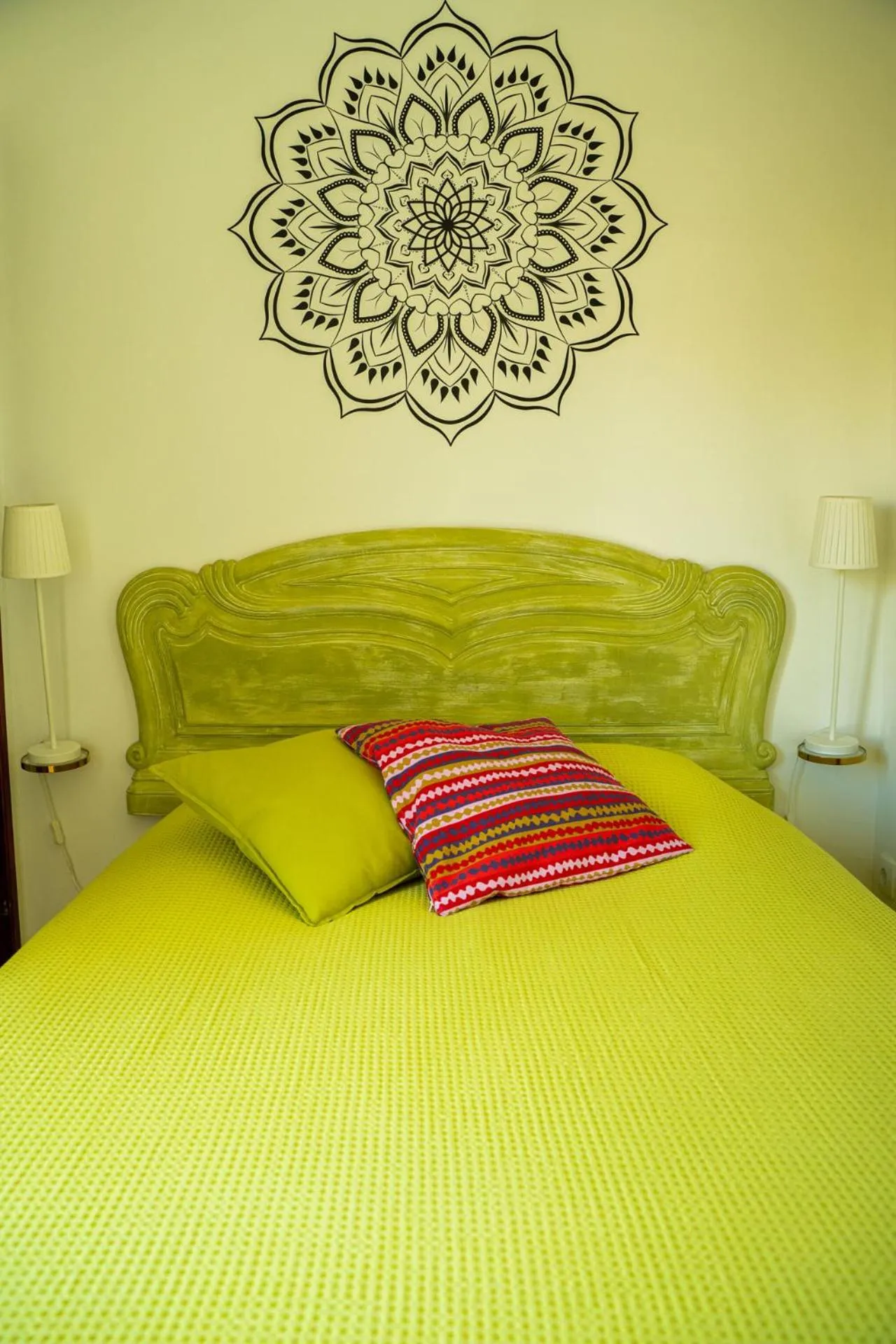 Bed in Paz & Amor Guest House - Peace & Love