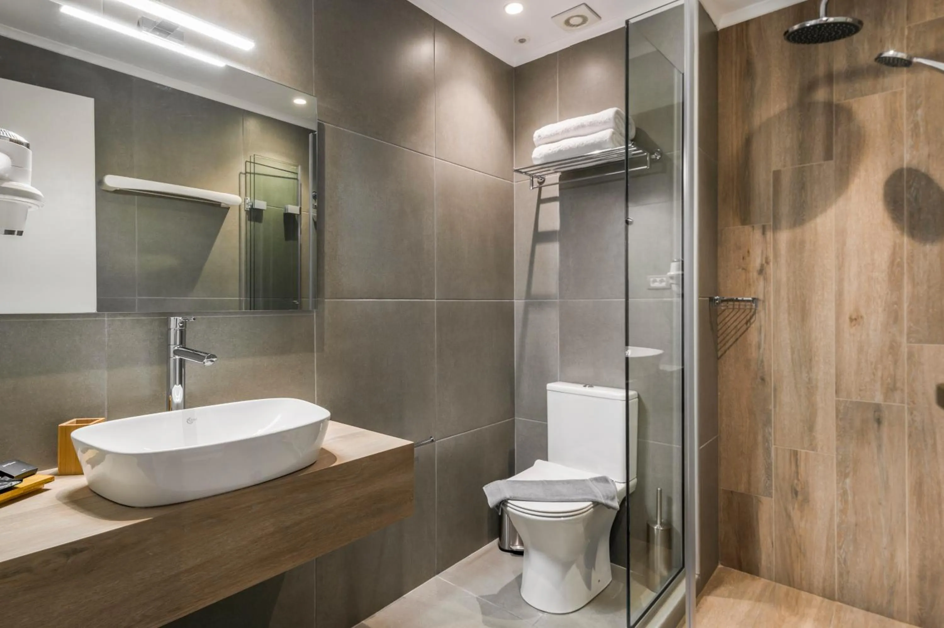 Plaza 1866 Superior City Rooms