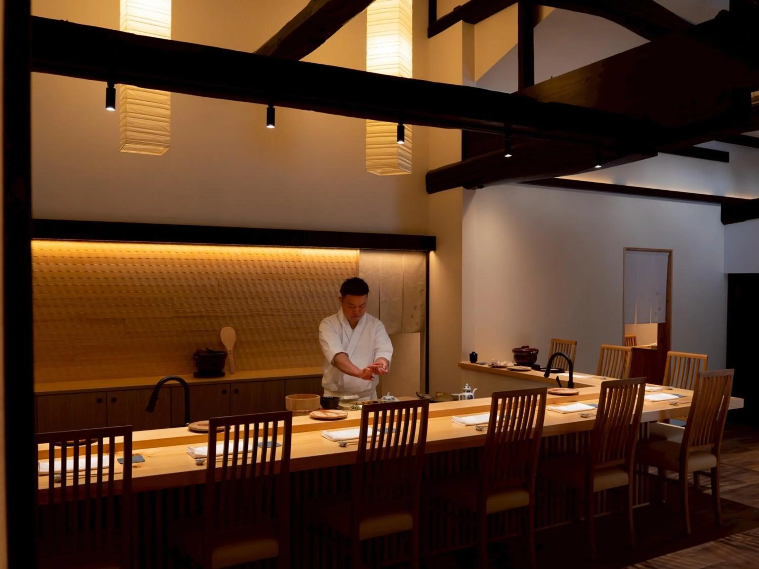 Area and facilities in Takanoya