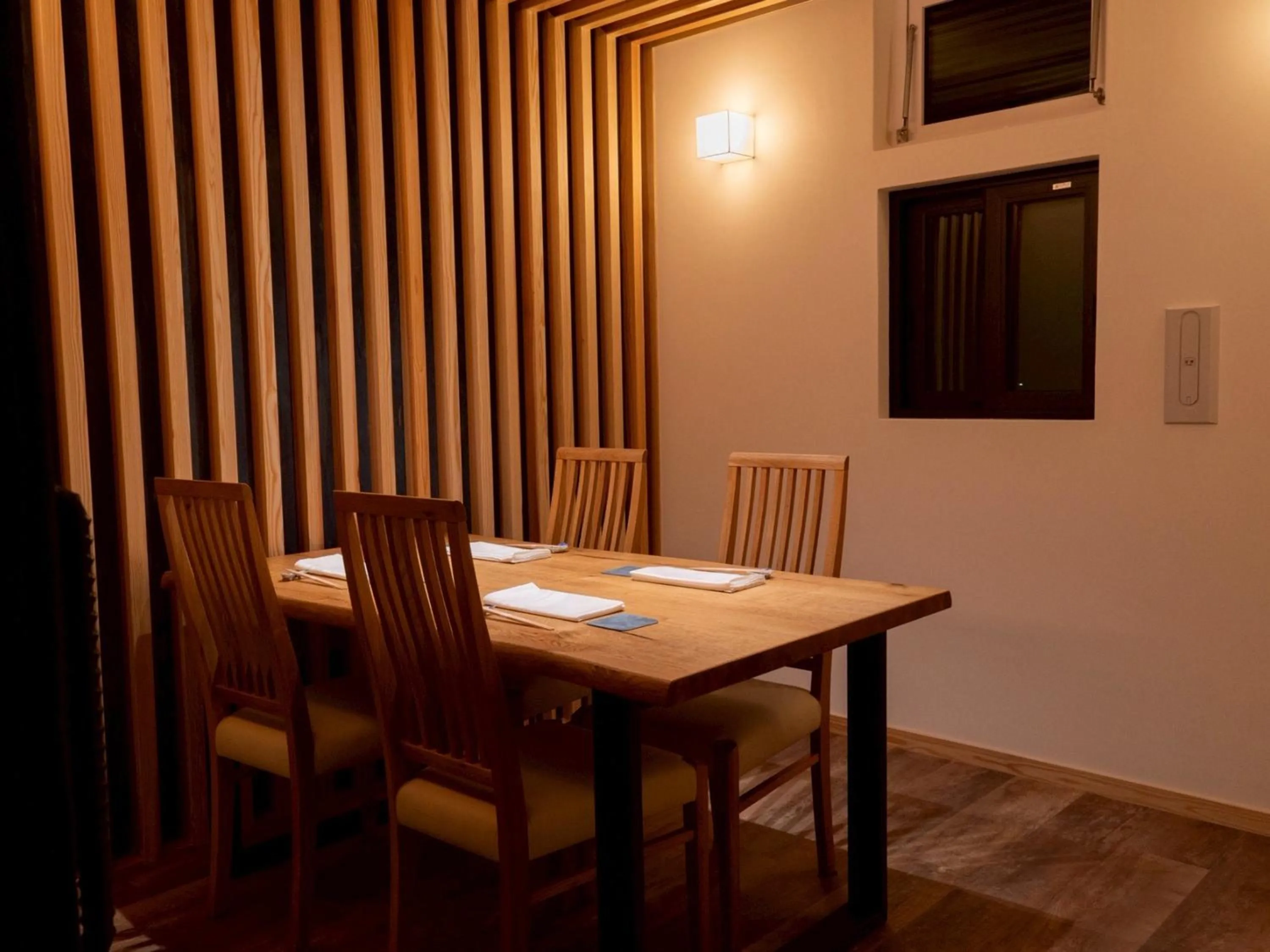 Area and facilities in Takanoya