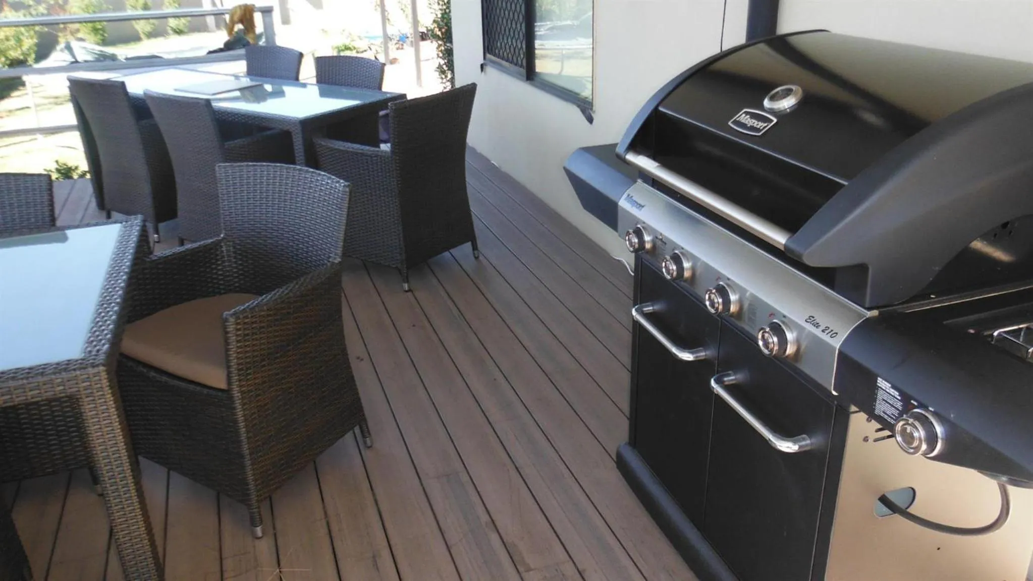 BBQ facilities in Injune Motor Inn