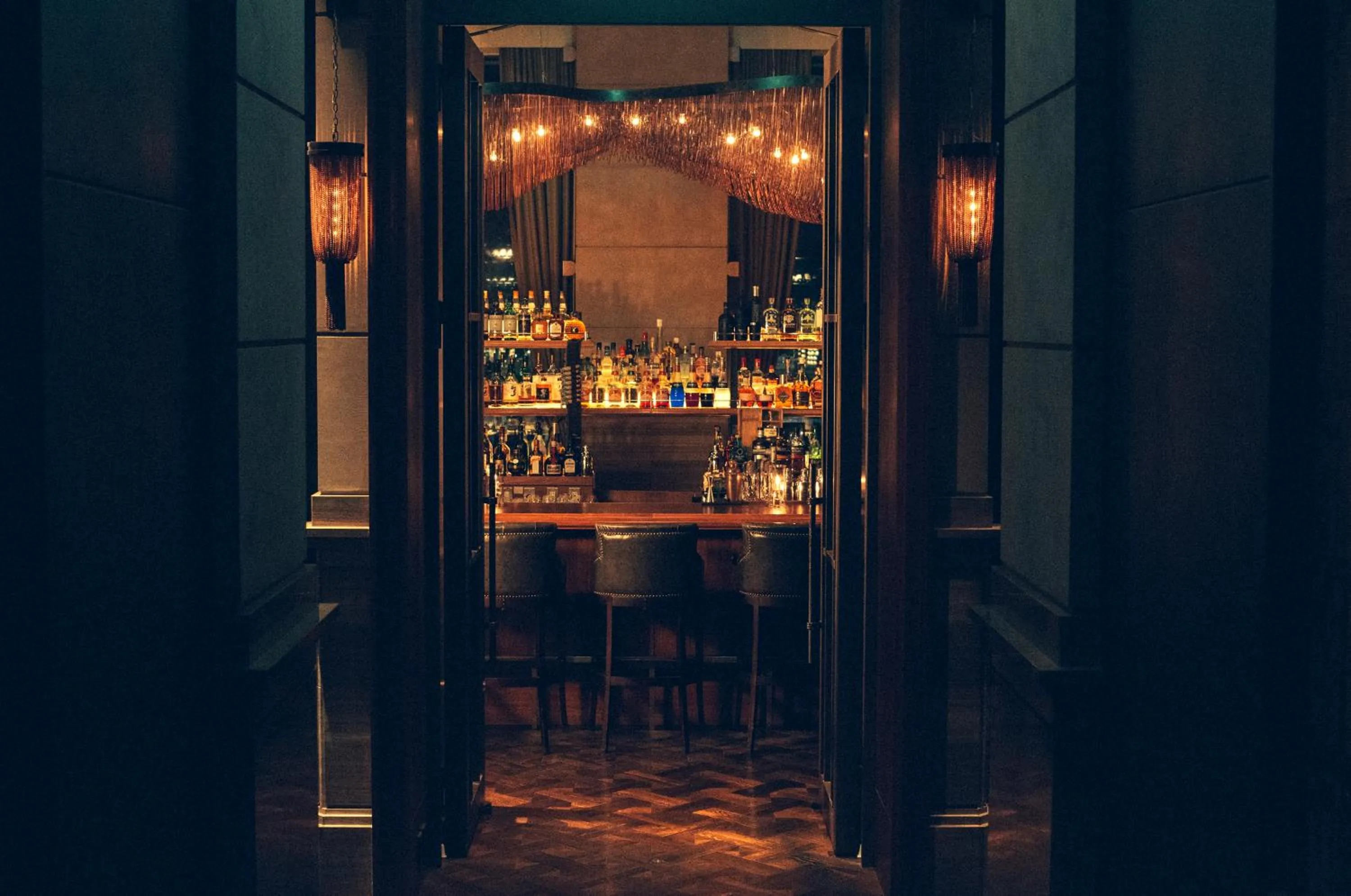 Lounge or bar in Oriental Hotel