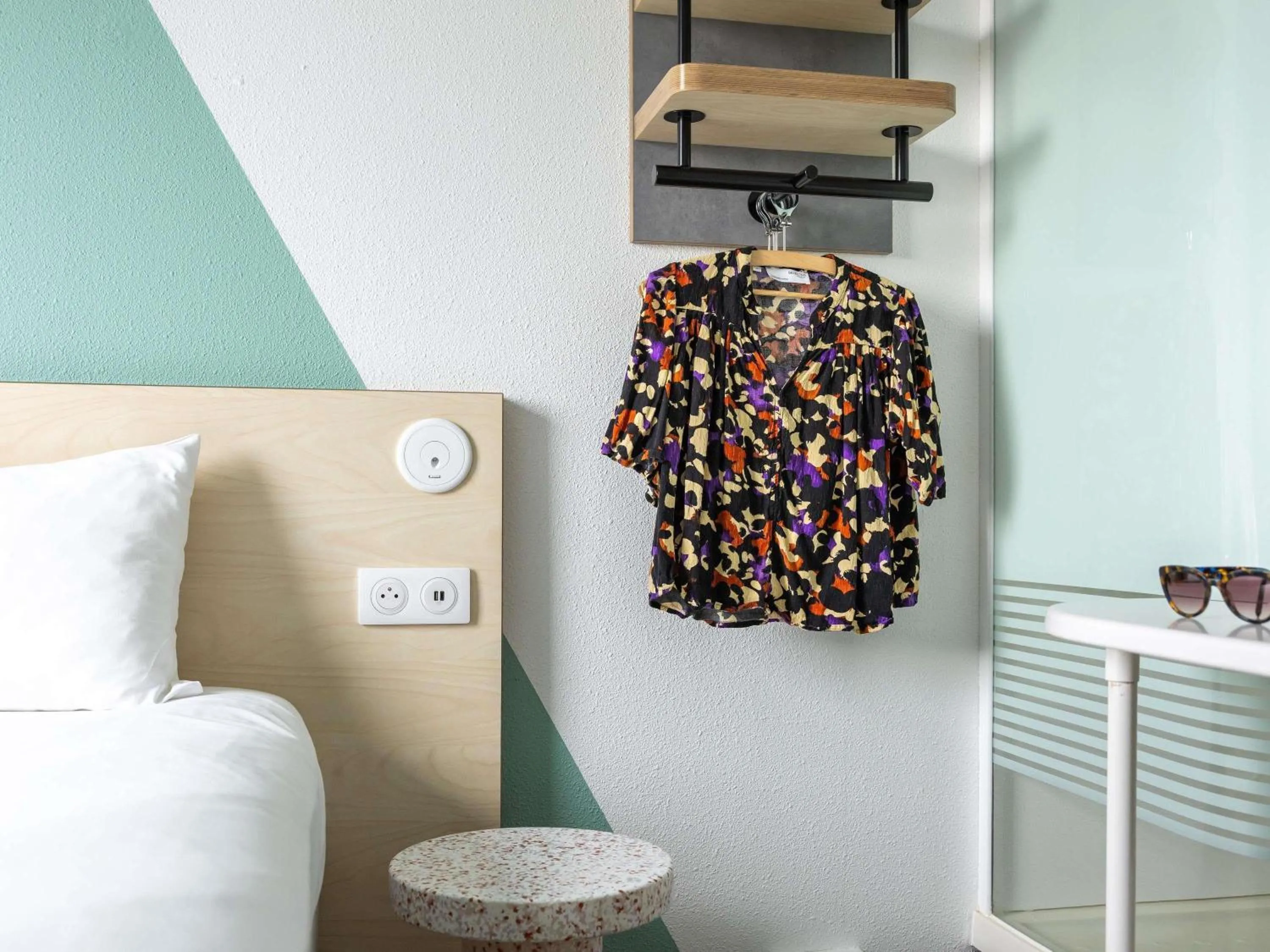 Bedroom, Bed in ibis budget Toulouse Aeroport