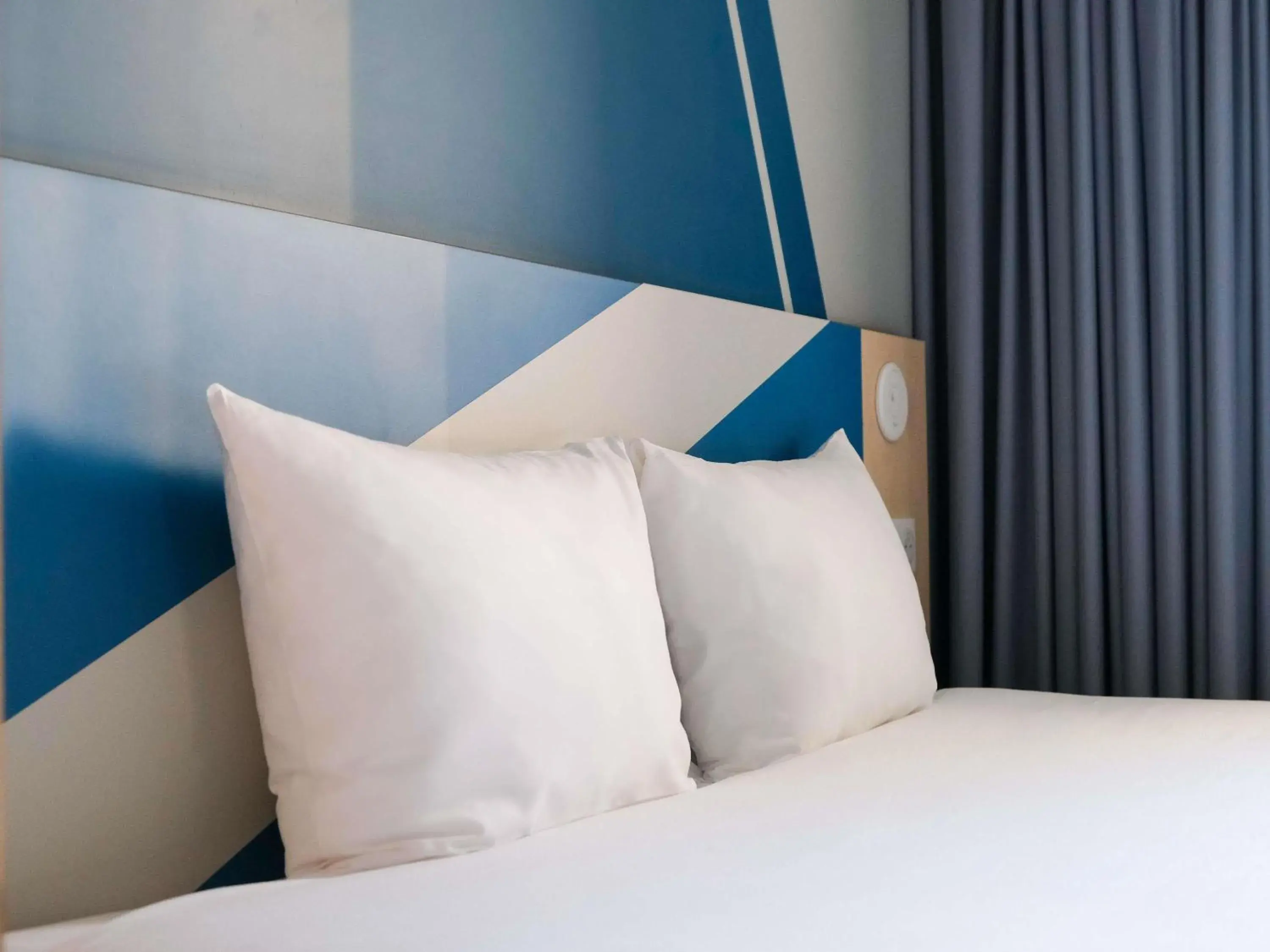 Superior Double Room in ibis budget Toulouse Aeroport Superior Double Room in ibis budget Toulouse Aeroport